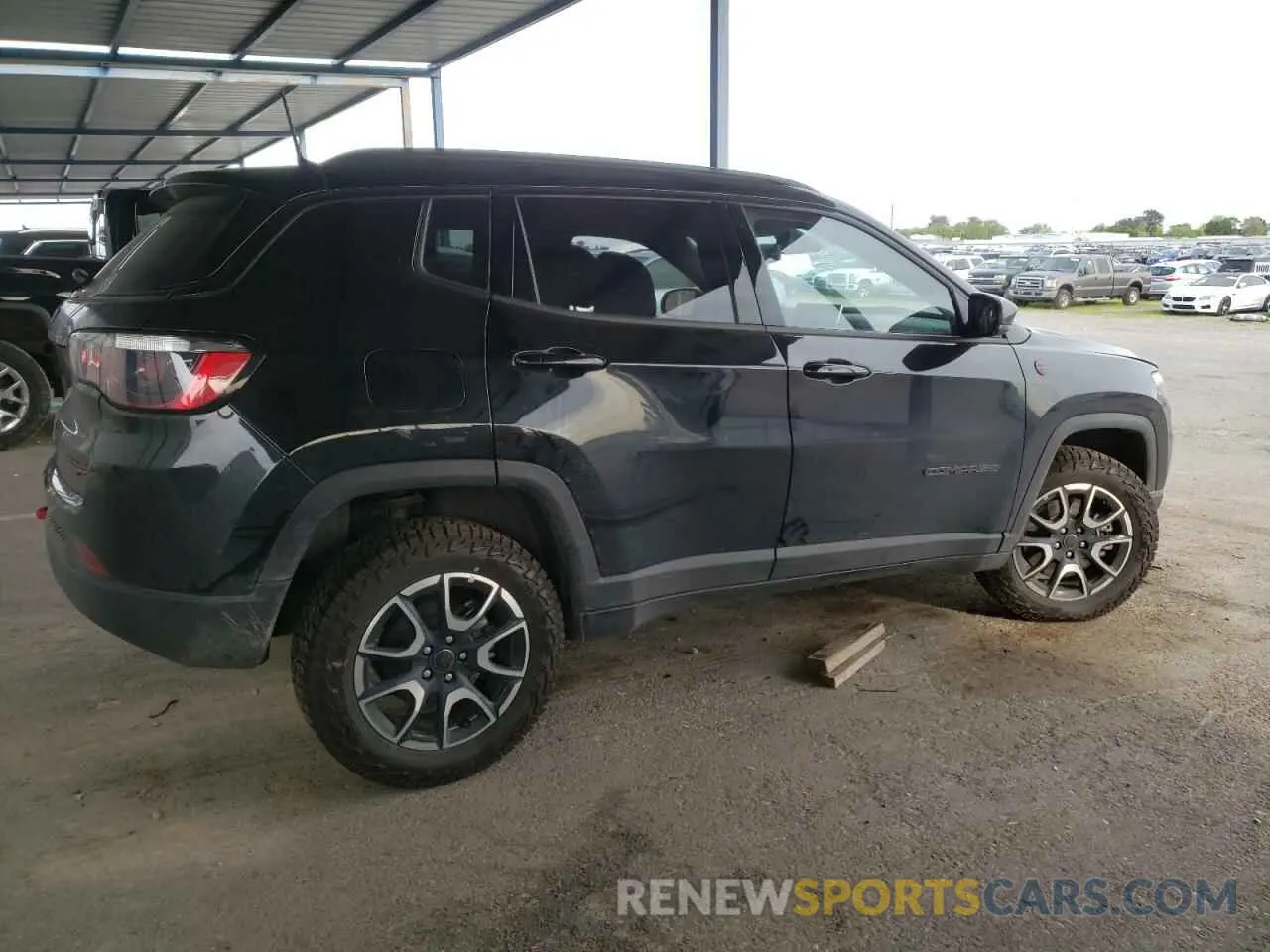 3 Photograph of a damaged car 3C4NJDDN5ST549599 JEEP COMPASS 2025