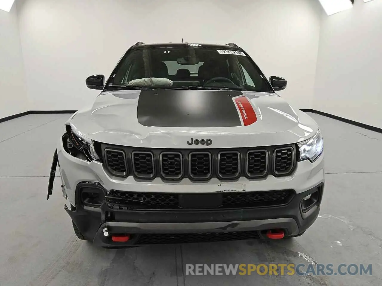5 Photograph of a damaged car 3C4NJDDN6ST557355 JEEP COMPASS 2025