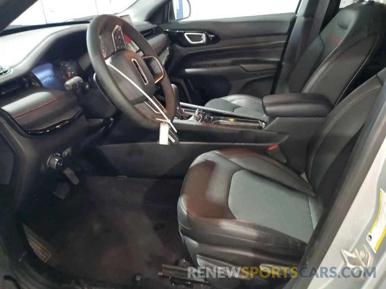 7 Photograph of a damaged car 3C4NJDDN7ST507306 JEEP COMPASS 2025