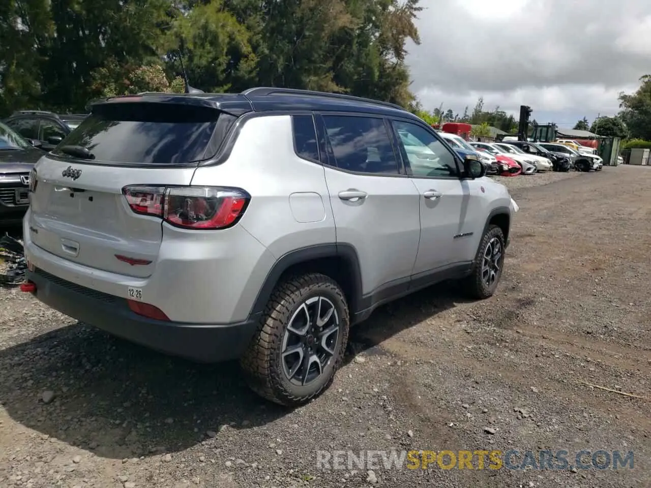 3 Photograph of a damaged car 3C4NJDDN8ST525376 JEEP COMPASS 2025