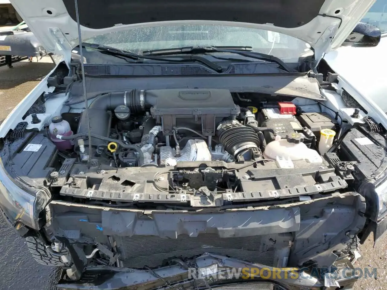 12 Photograph of a damaged car 3C4NJDDNXST519157 JEEP COMPASS 2025