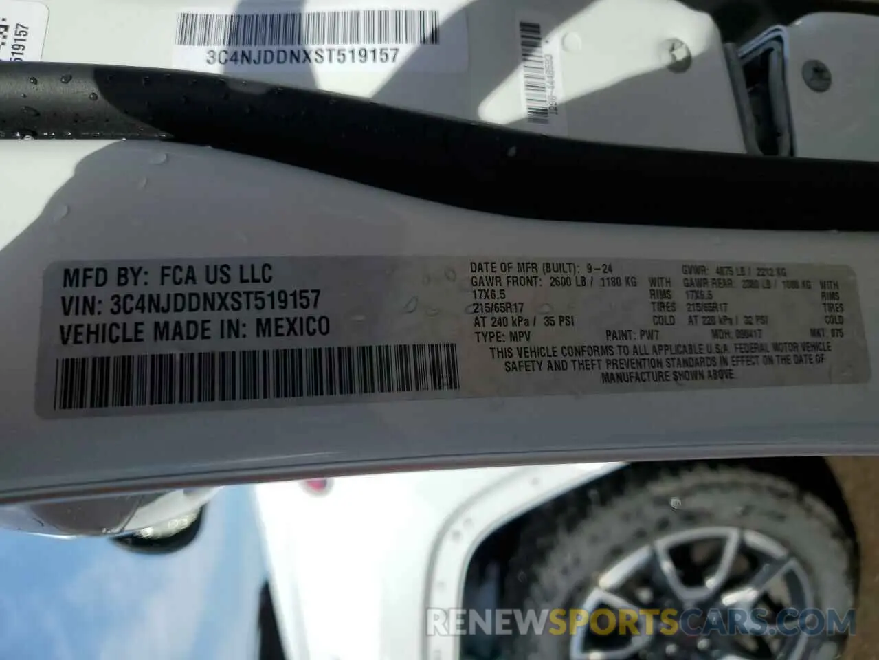 13 Photograph of a damaged car 3C4NJDDNXST519157 JEEP COMPASS 2025