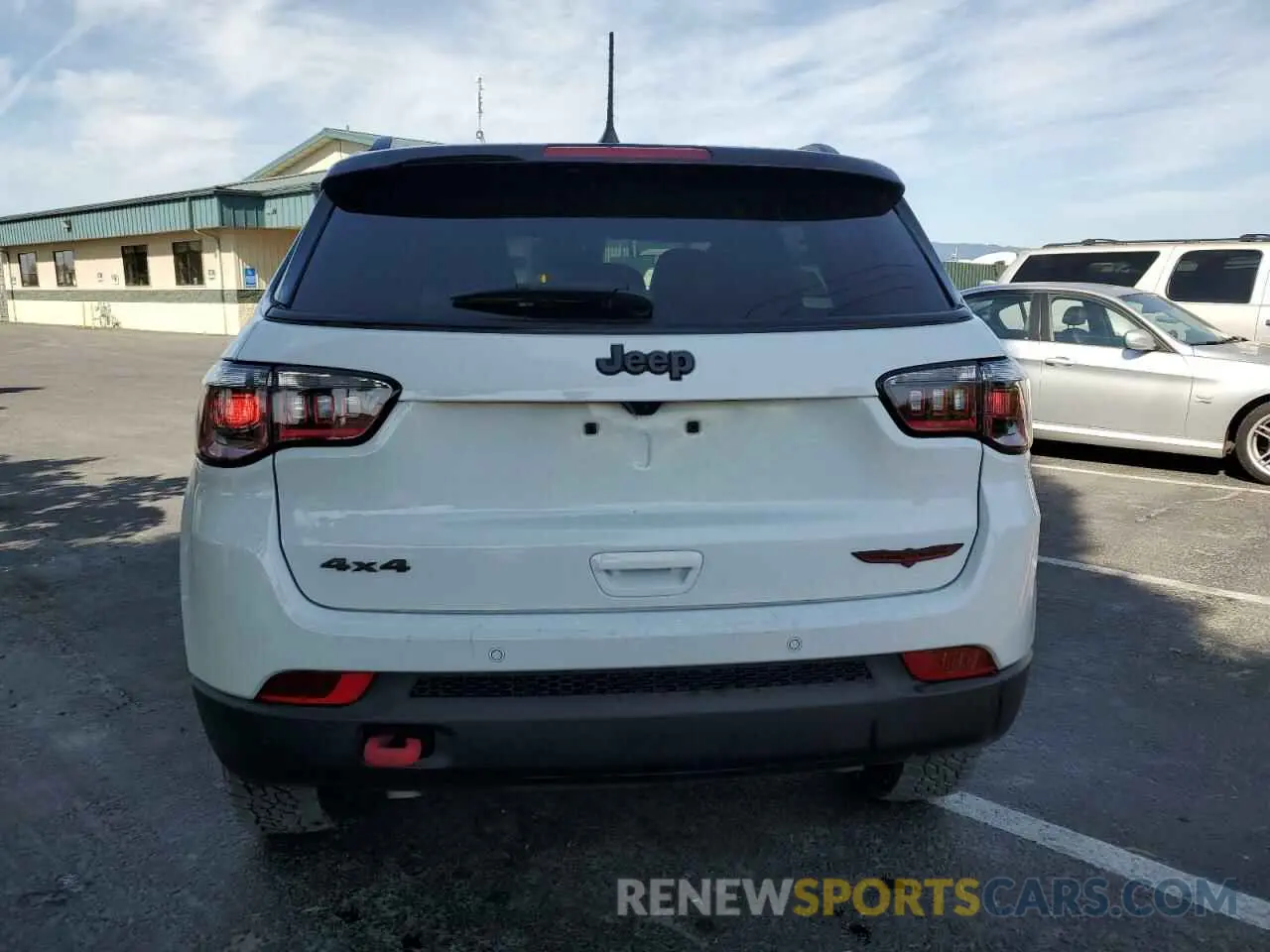 6 Photograph of a damaged car 3C4NJDDNXST519157 JEEP COMPASS 2025