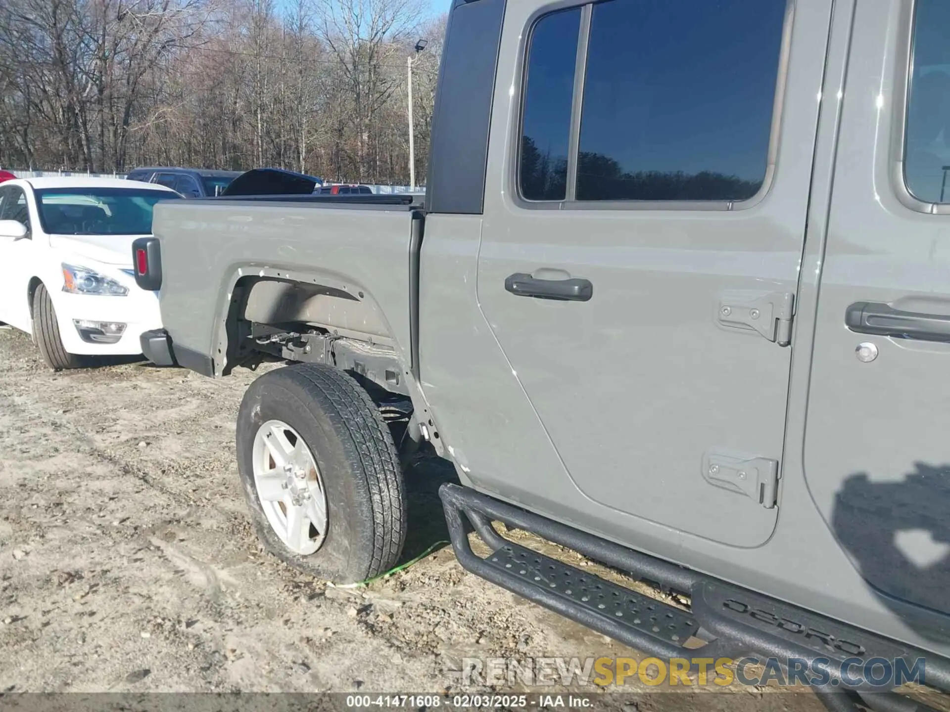 6 Photograph of a damaged car 1C6HJTAG0LL211030 JEEP GLADIATOR 2020