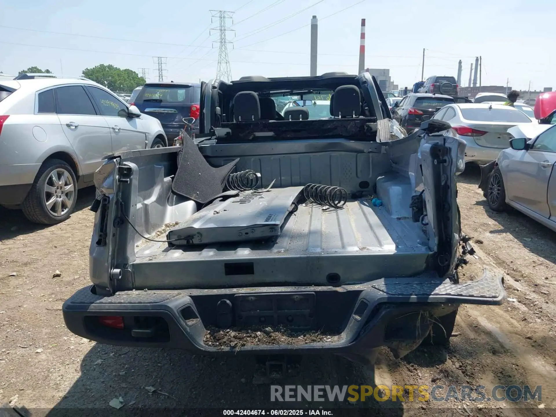 16 Photograph of a damaged car 1C6HJTAG1LL112961 JEEP GLADIATOR 2020