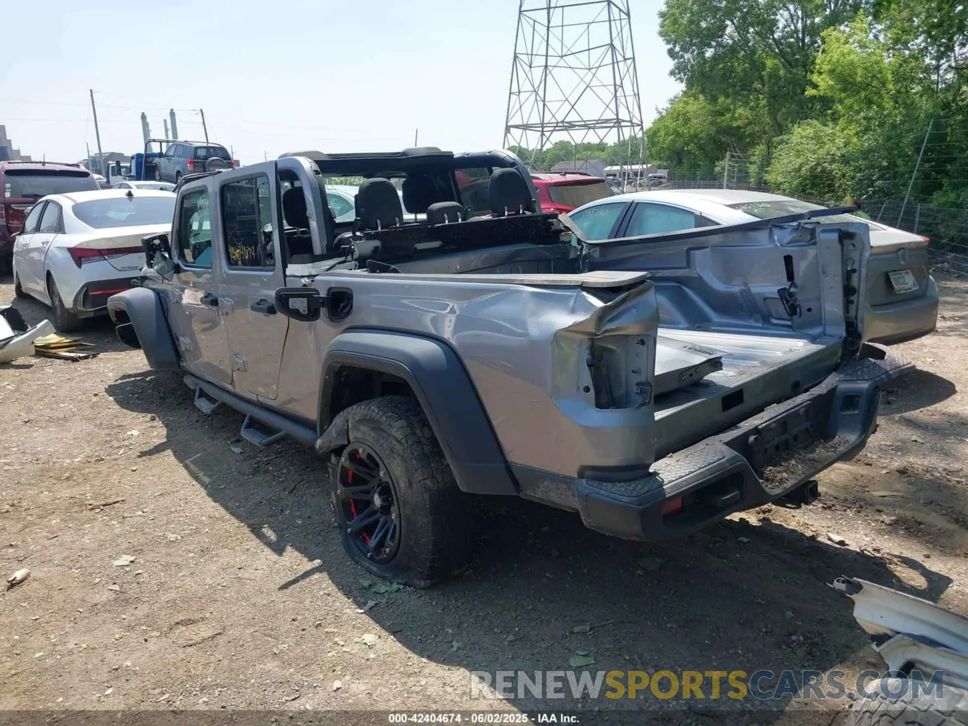 3 Photograph of a damaged car 1C6HJTAG1LL112961 JEEP GLADIATOR 2020