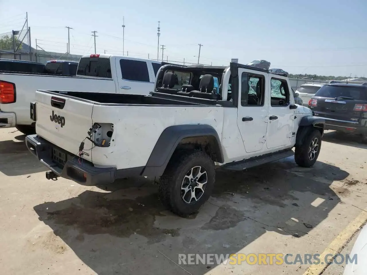 3 Photograph of a damaged car 1C6HJTAG1LL147810 JEEP GLADIATOR 2020