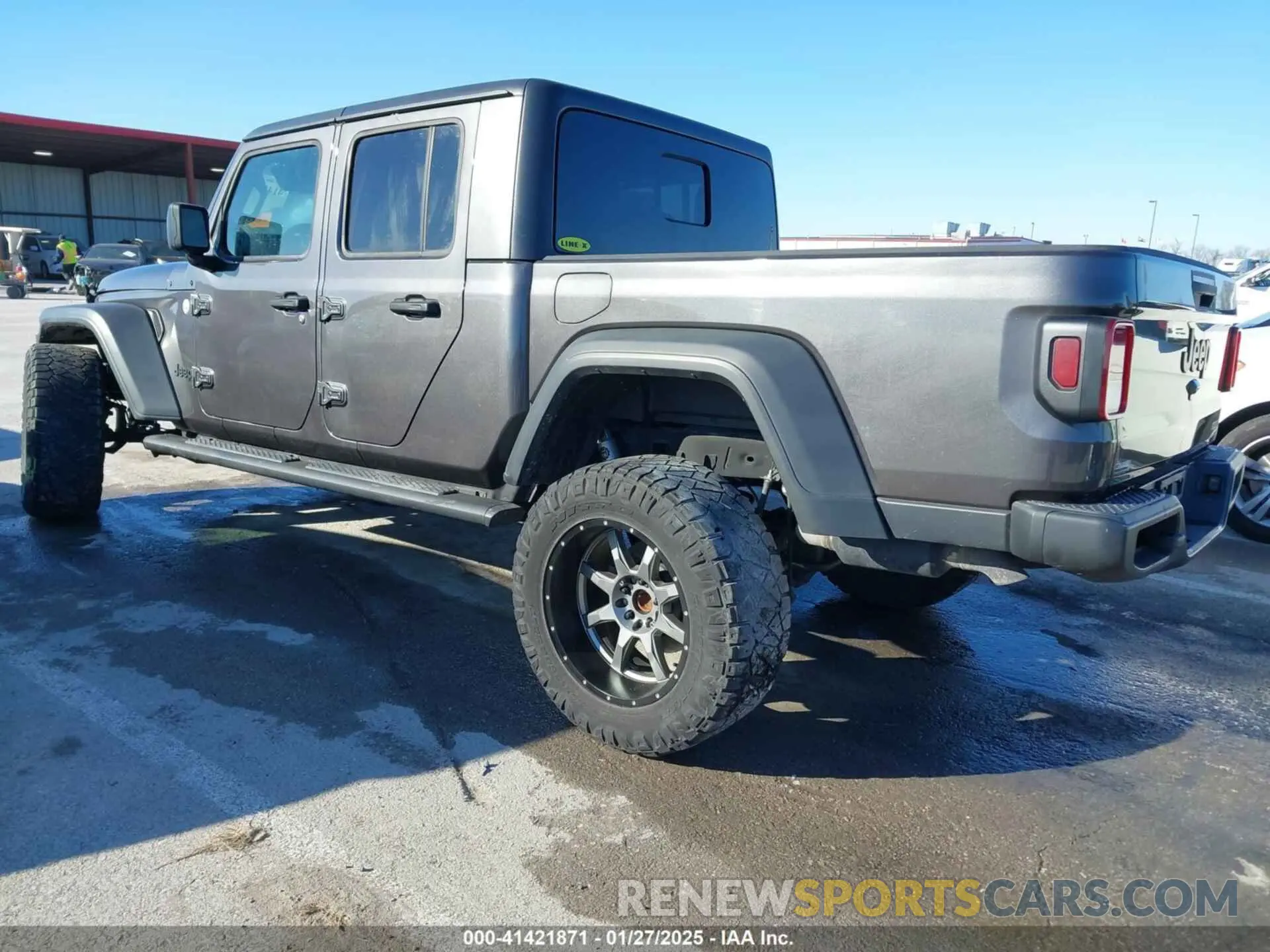 3 Photograph of a damaged car 1C6HJTAG2LL157603 JEEP GLADIATOR 2020