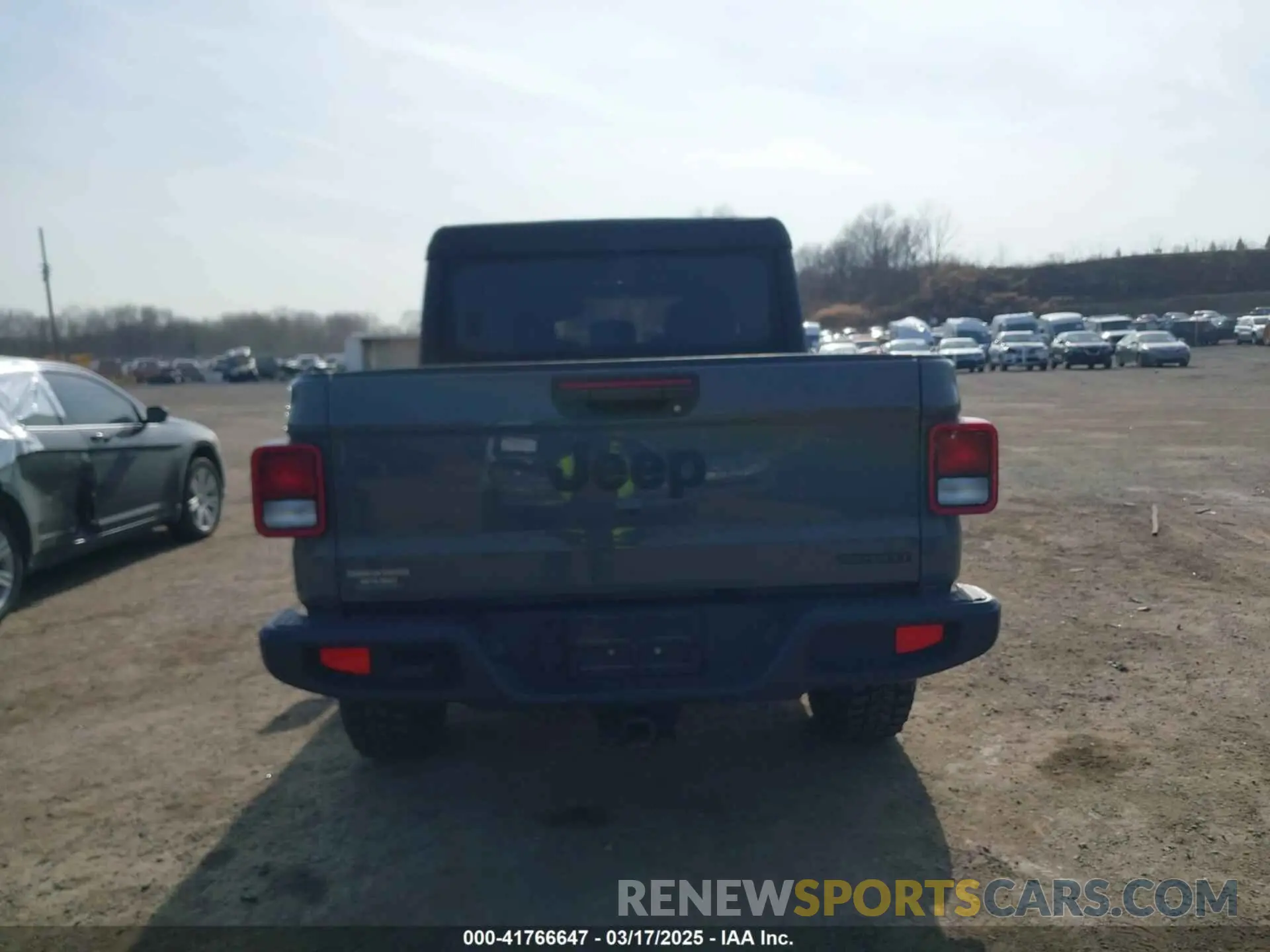 16 Photograph of a damaged car 1C6HJTAG2LL157701 JEEP GLADIATOR 2020