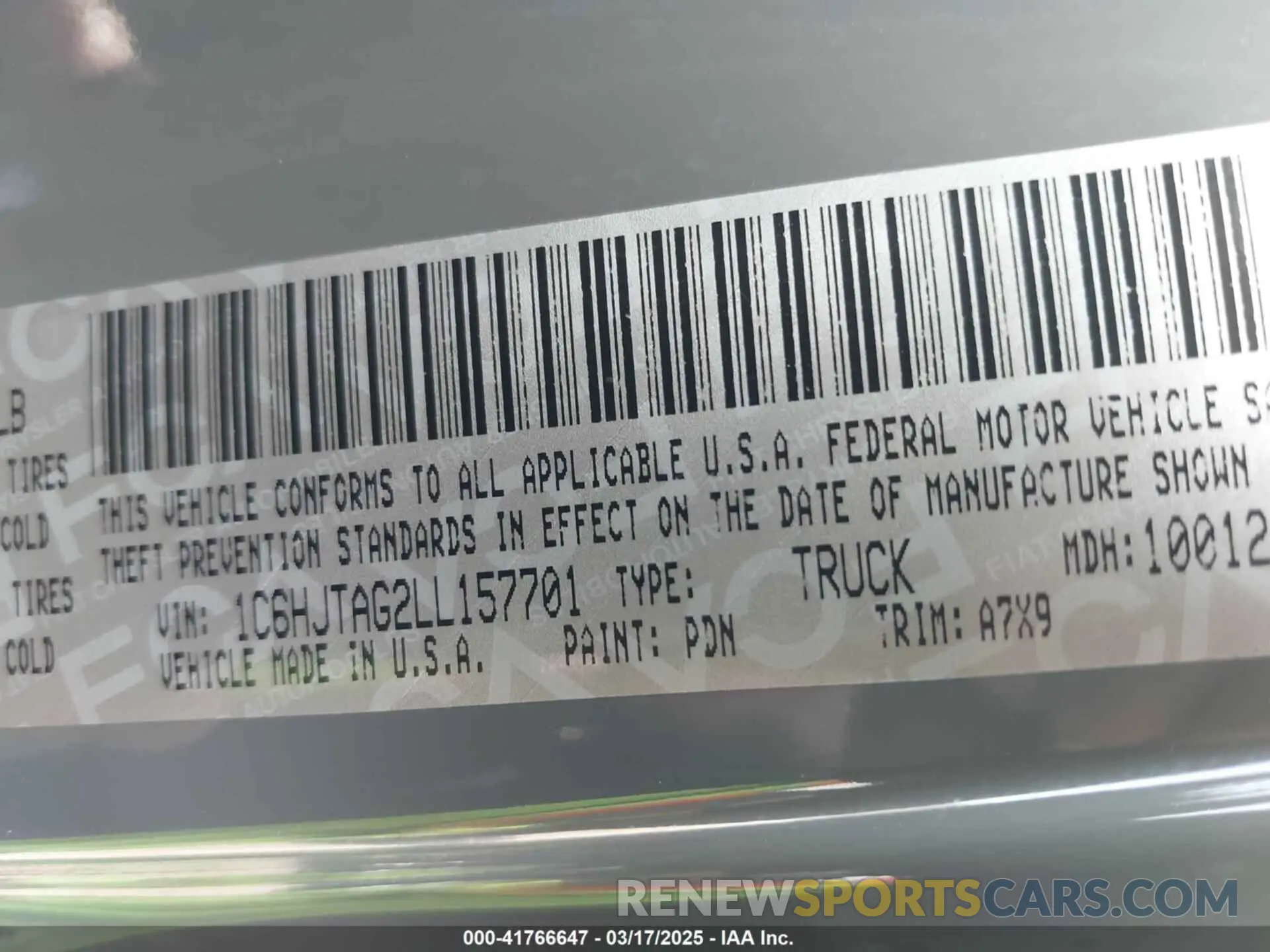 9 Photograph of a damaged car 1C6HJTAG2LL157701 JEEP GLADIATOR 2020
