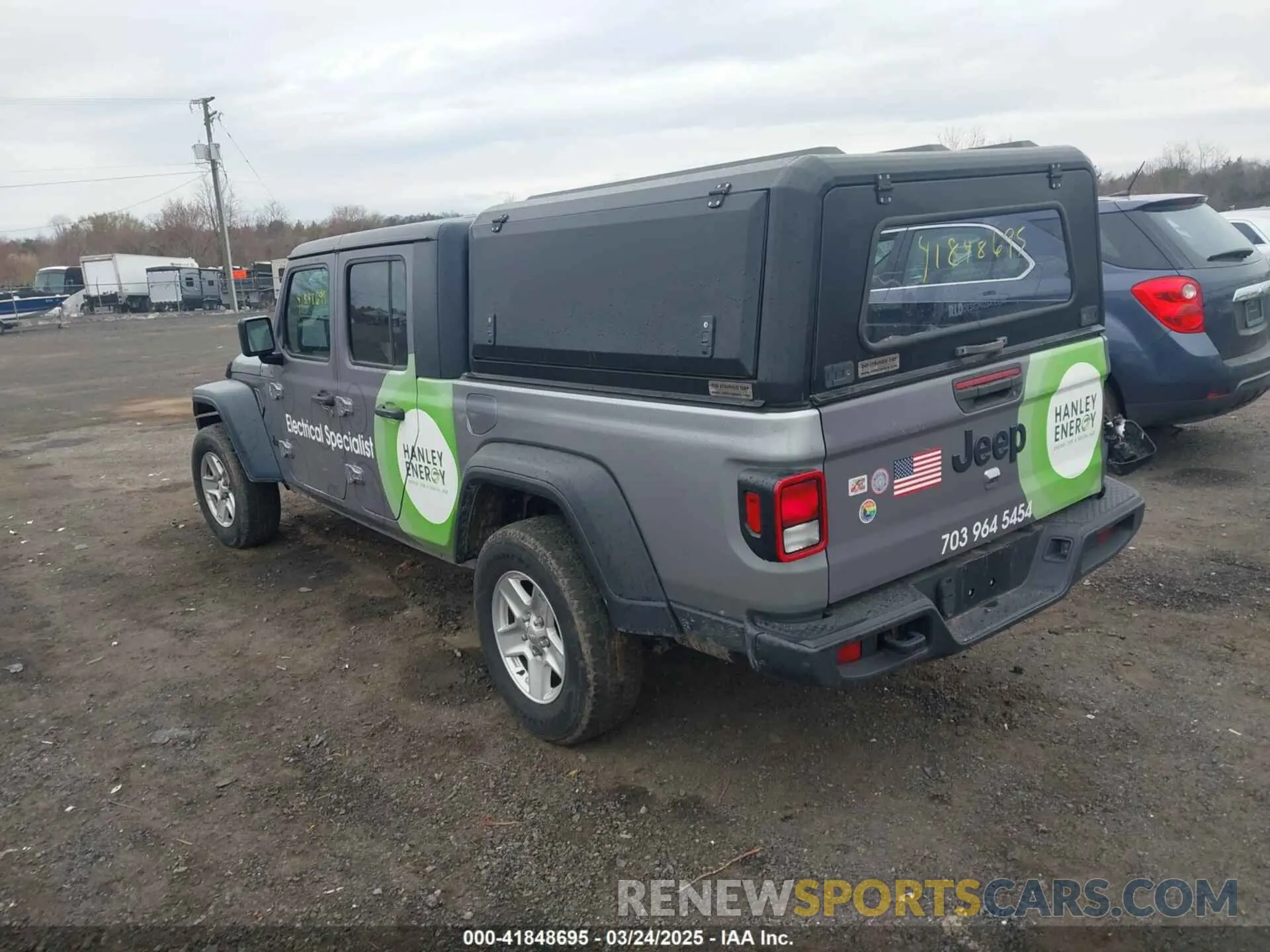 3 Photograph of a damaged car 1C6HJTAG2LL175020 JEEP GLADIATOR 2020