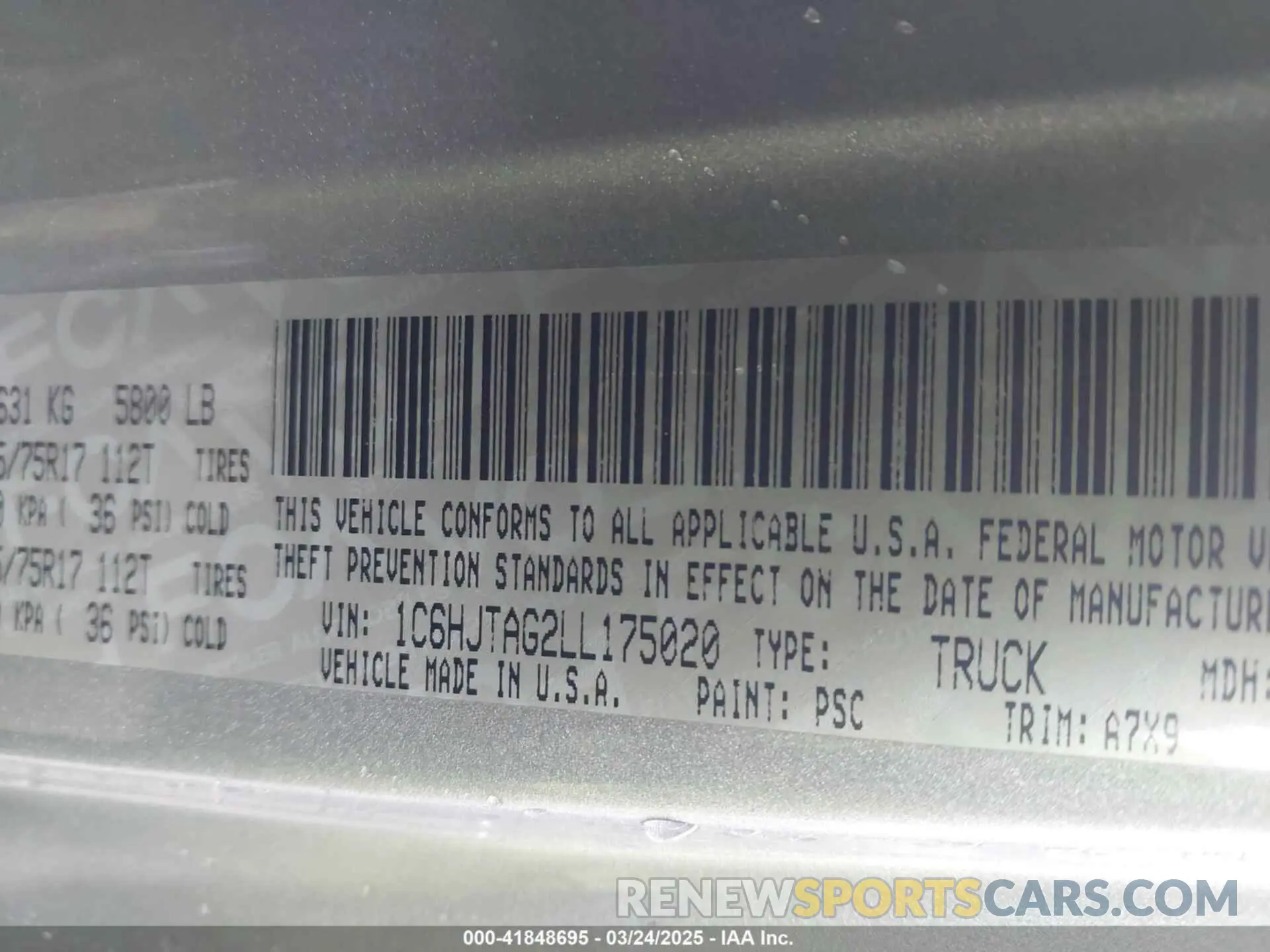 9 Photograph of a damaged car 1C6HJTAG2LL175020 JEEP GLADIATOR 2020
