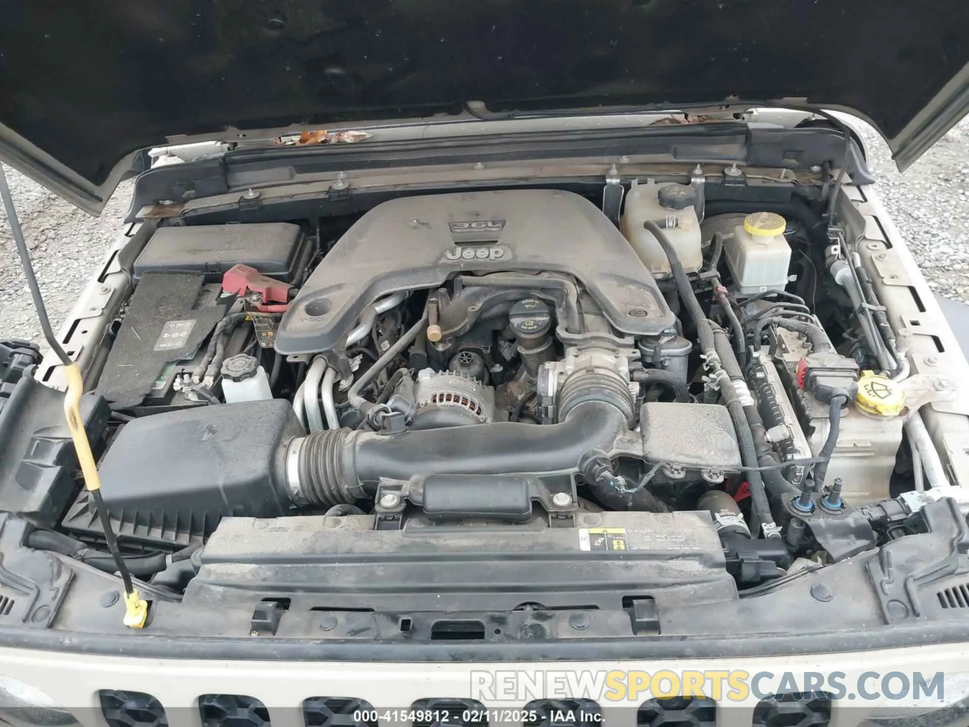 10 Photograph of a damaged car 1C6HJTAG2LL184767 JEEP GLADIATOR 2020