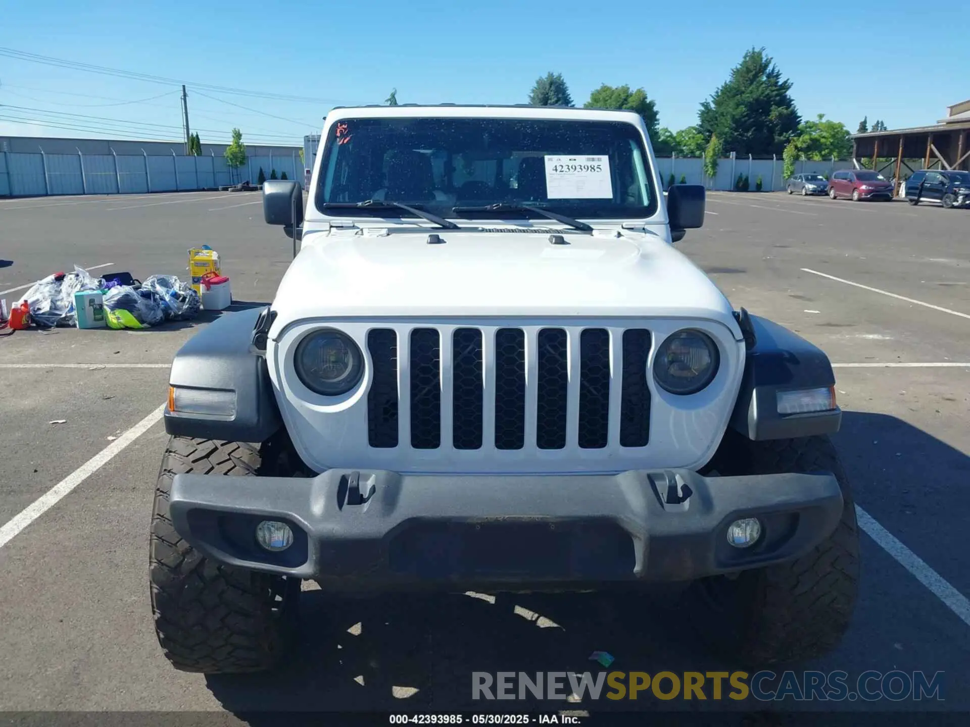 11 Photograph of a damaged car 1C6HJTAG3LL112699 JEEP GLADIATOR 2020