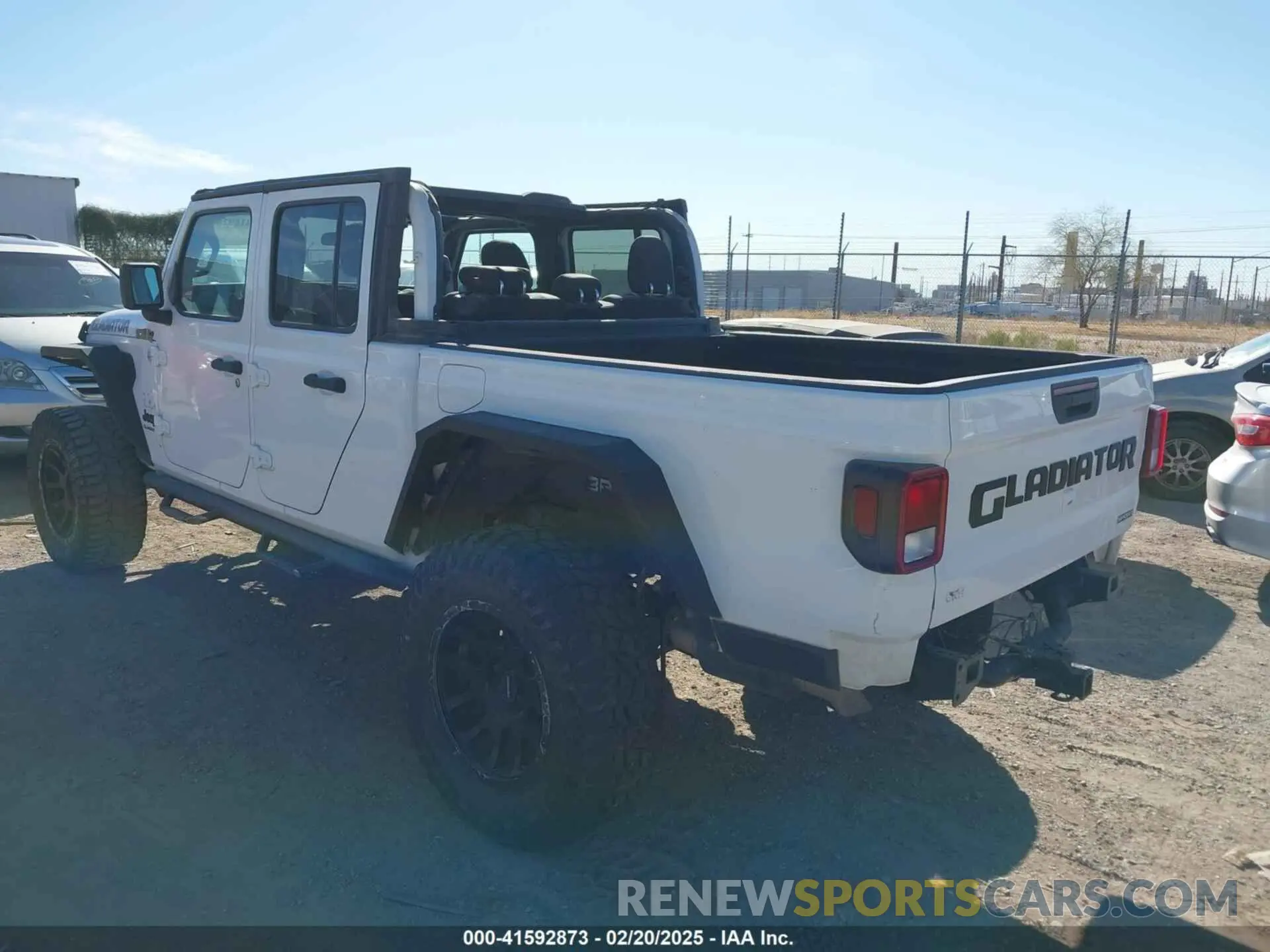 3 Photograph of a damaged car 1C6HJTAG3LL126683 JEEP GLADIATOR 2020