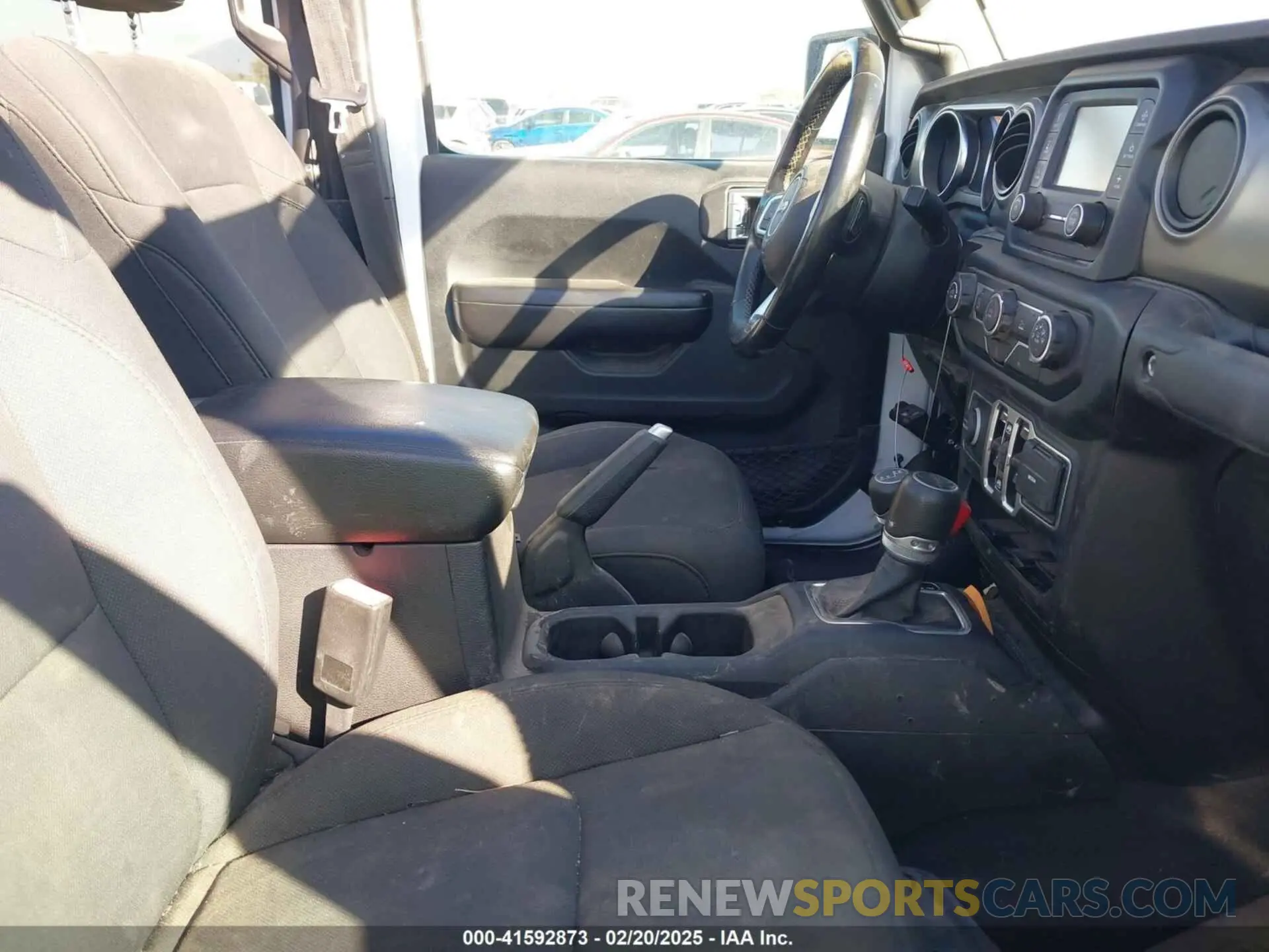 5 Photograph of a damaged car 1C6HJTAG3LL126683 JEEP GLADIATOR 2020