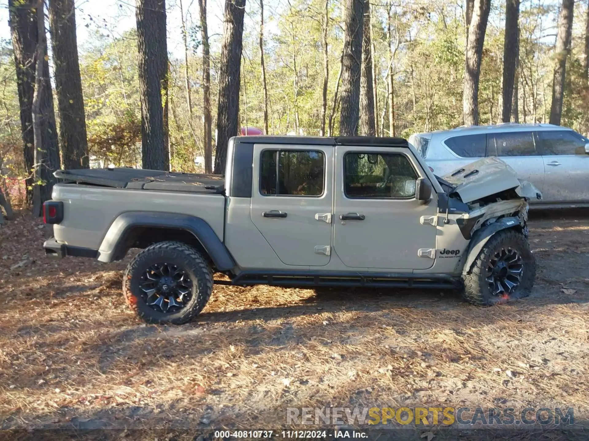 12 Photograph of a damaged car 1C6HJTAG3LL161062 JEEP GLADIATOR 2020