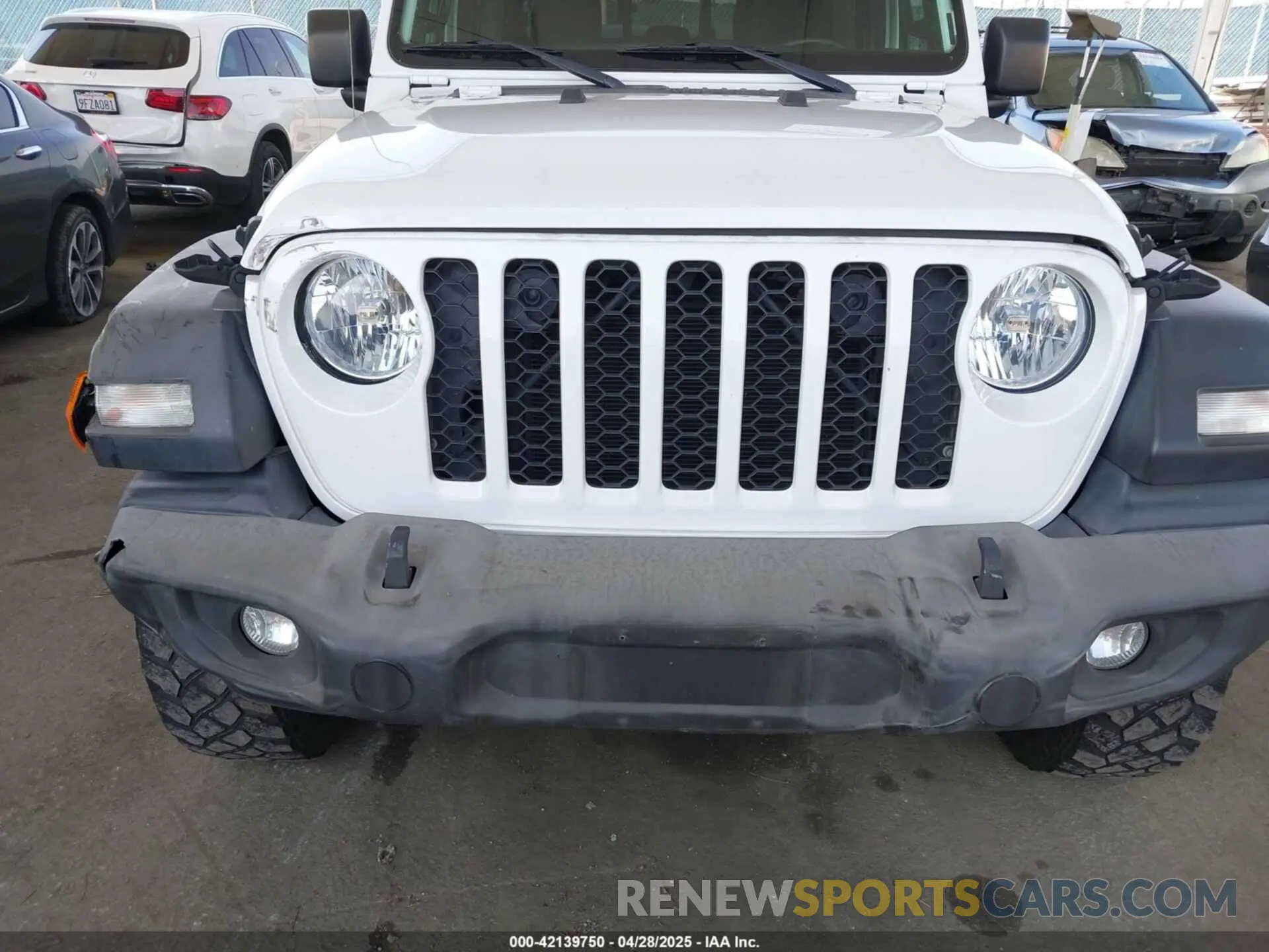 6 Photograph of a damaged car 1C6HJTAG3LL197401 JEEP GLADIATOR 2020