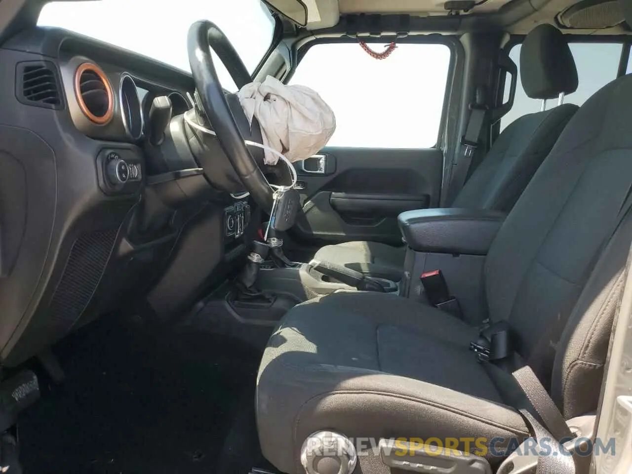 7 Photograph of a damaged car 1C6HJTAG3LL217002 JEEP GLADIATOR 2020
