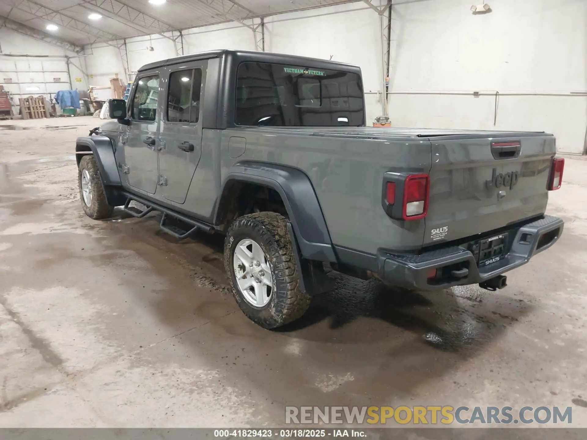 3 Photograph of a damaged car 1C6HJTAG4LL143864 JEEP GLADIATOR 2020