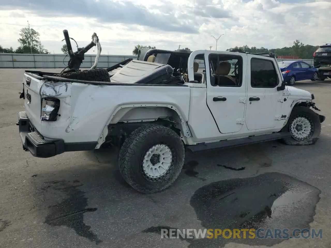 3 Photograph of a damaged car 1C6HJTAG5LL109304 JEEP GLADIATOR 2020