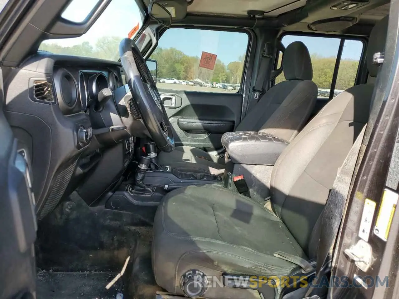 7 Photograph of a damaged car 1C6HJTAG5LL142030 JEEP GLADIATOR 2020