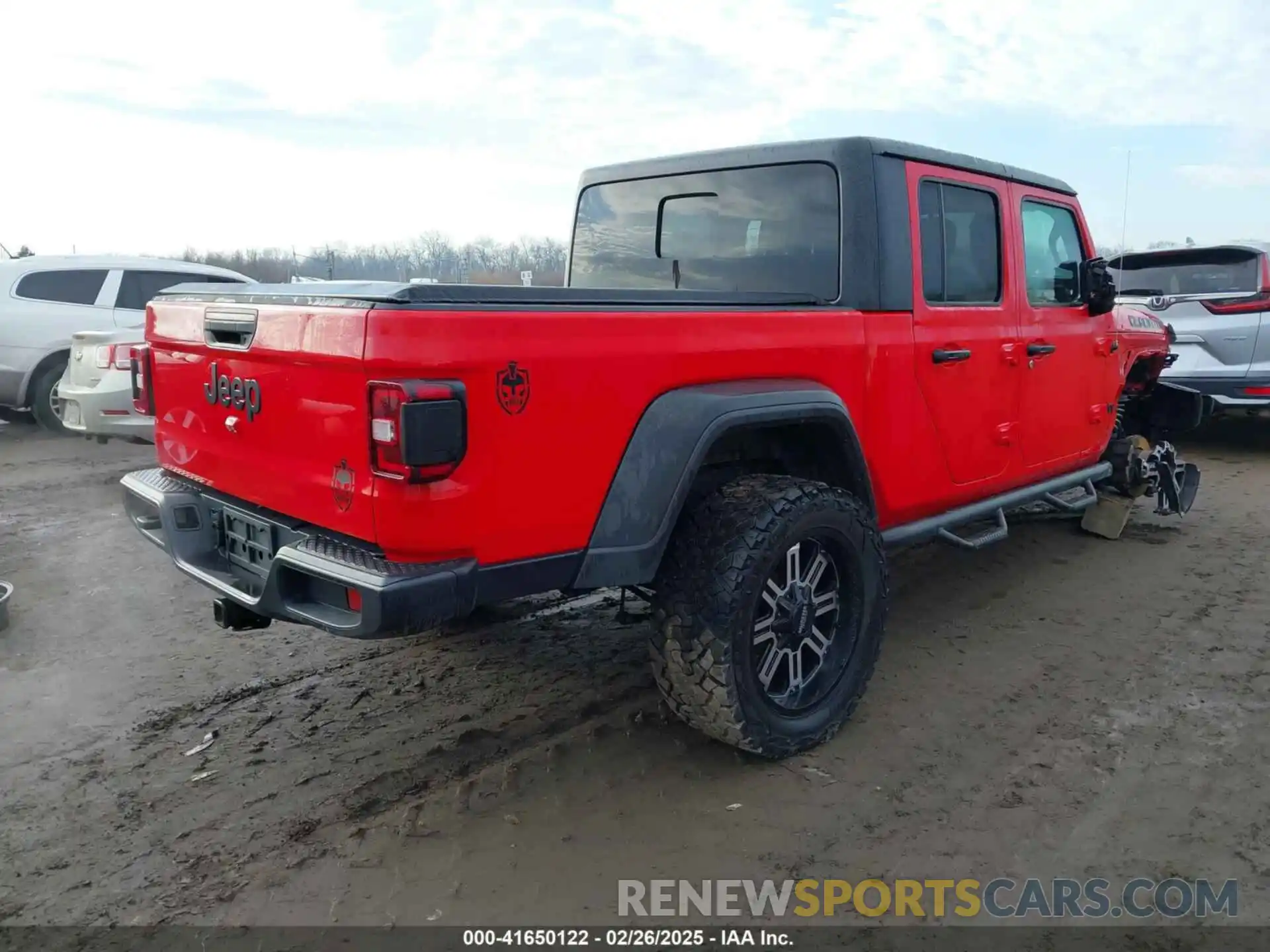 4 Photograph of a damaged car 1C6HJTAG6LL108338 JEEP GLADIATOR 2020