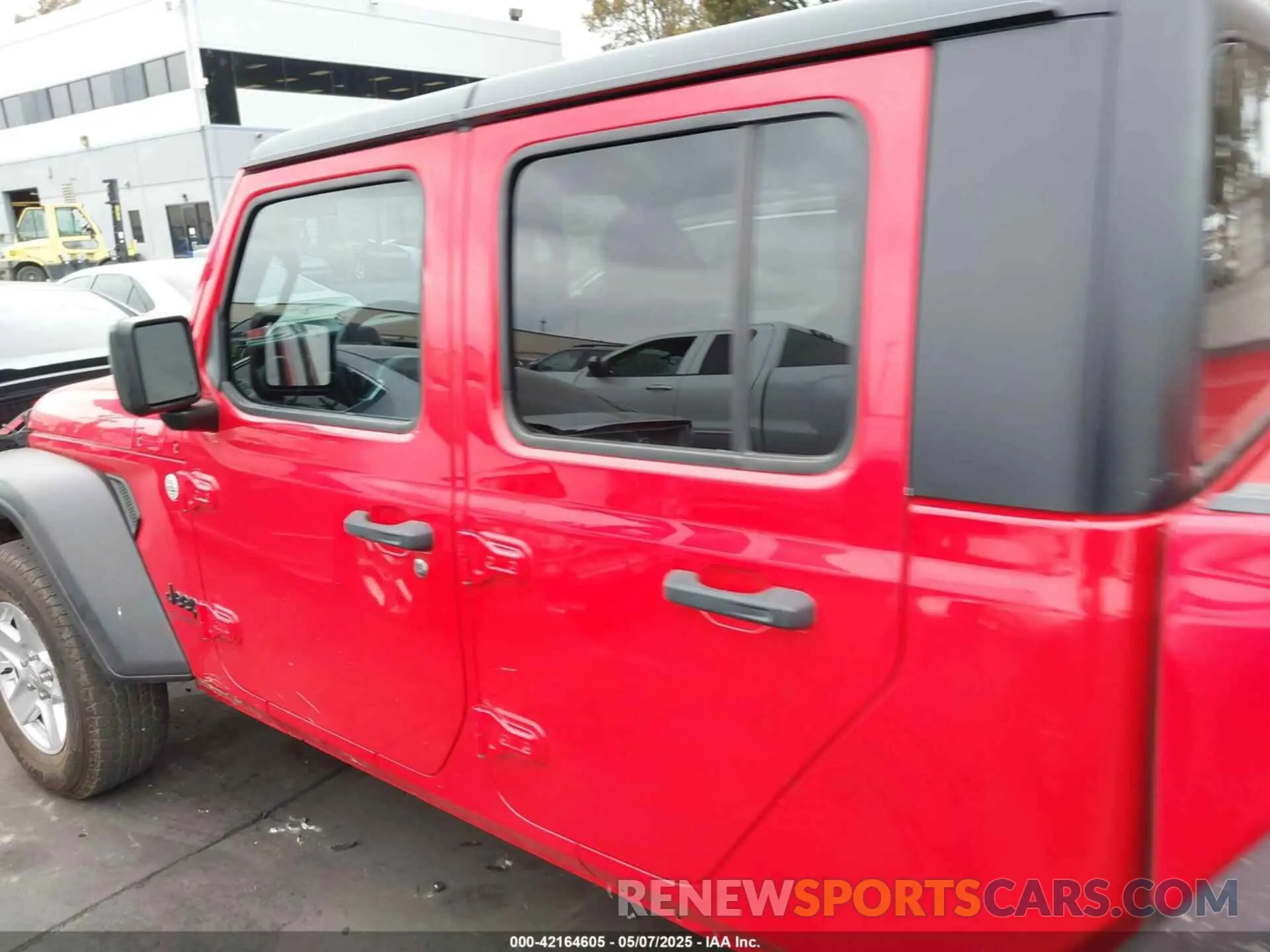15 Photograph of a damaged car 1C6HJTAG6LL129268 JEEP GLADIATOR 2020