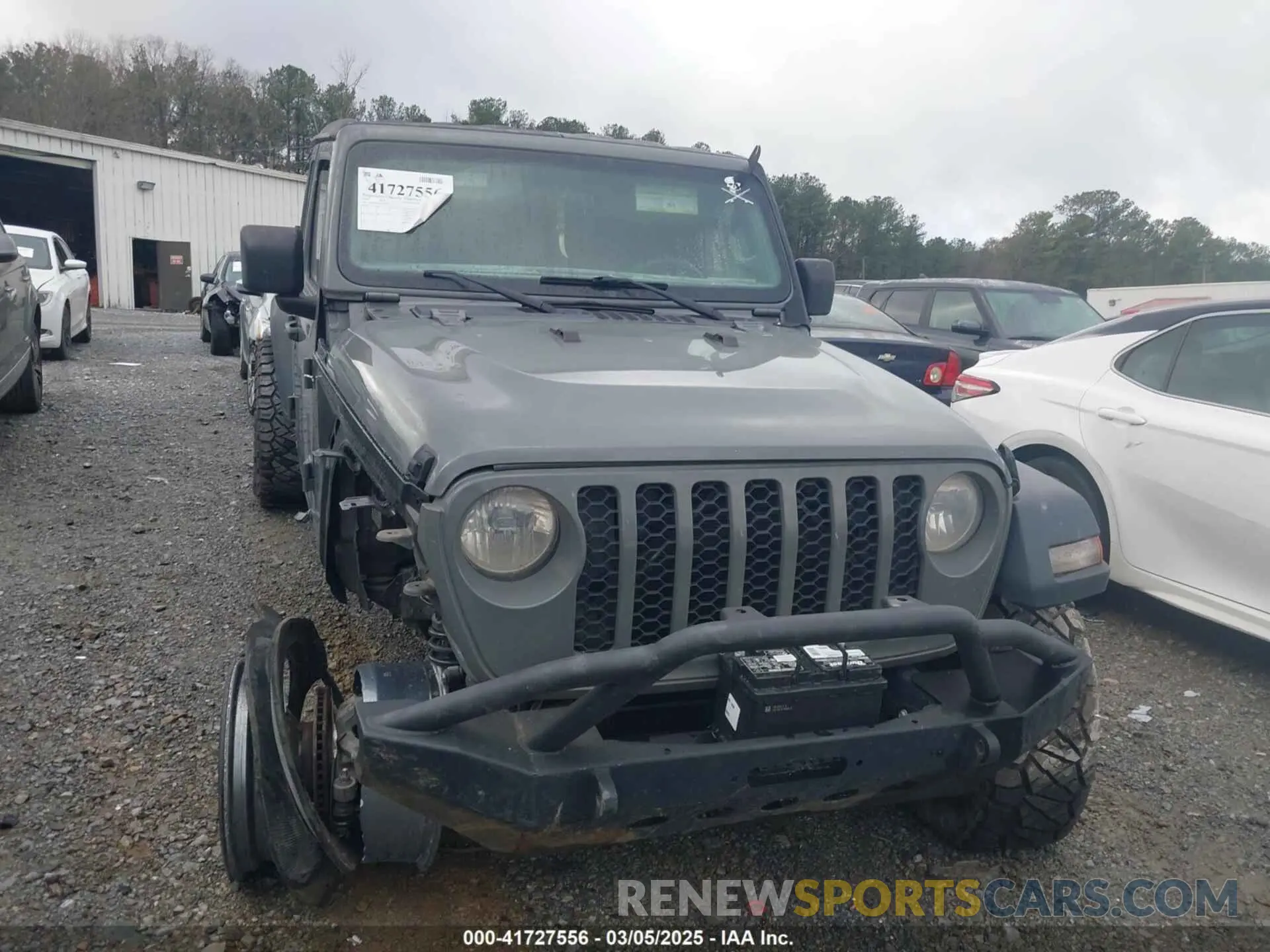 12 Photograph of a damaged car 1C6HJTAG6LL198543 JEEP GLADIATOR 2020