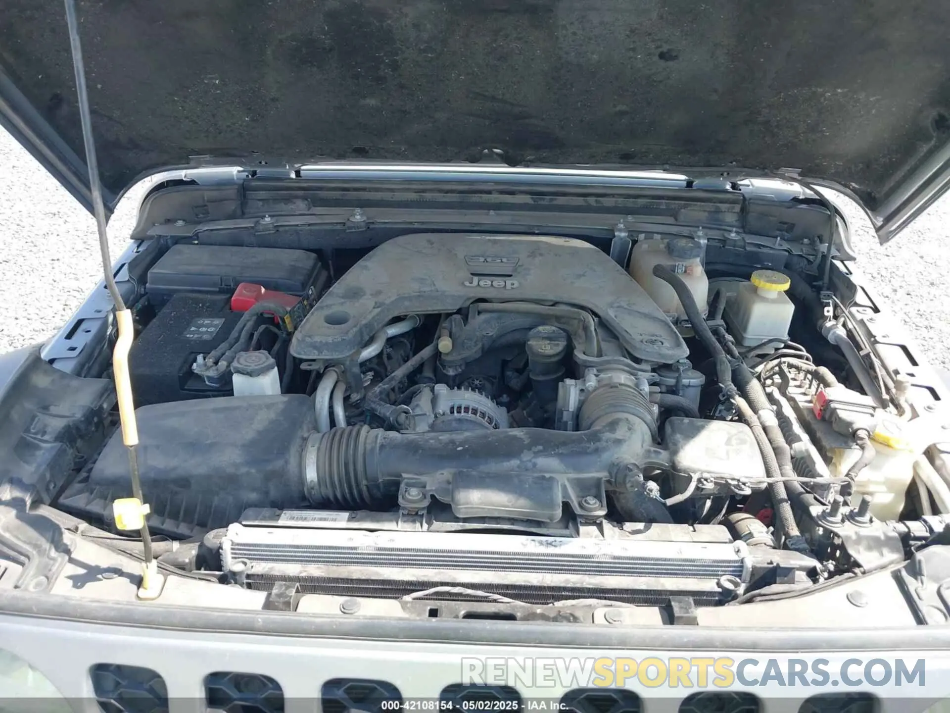 10 Photograph of a damaged car 1C6HJTAG7LL128940 JEEP GLADIATOR 2020