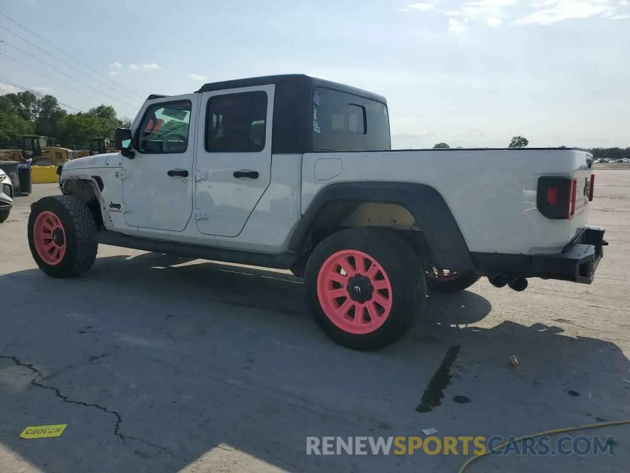 2 Photograph of a damaged car 1C6HJTAG8LL121995 JEEP GLADIATOR 2020