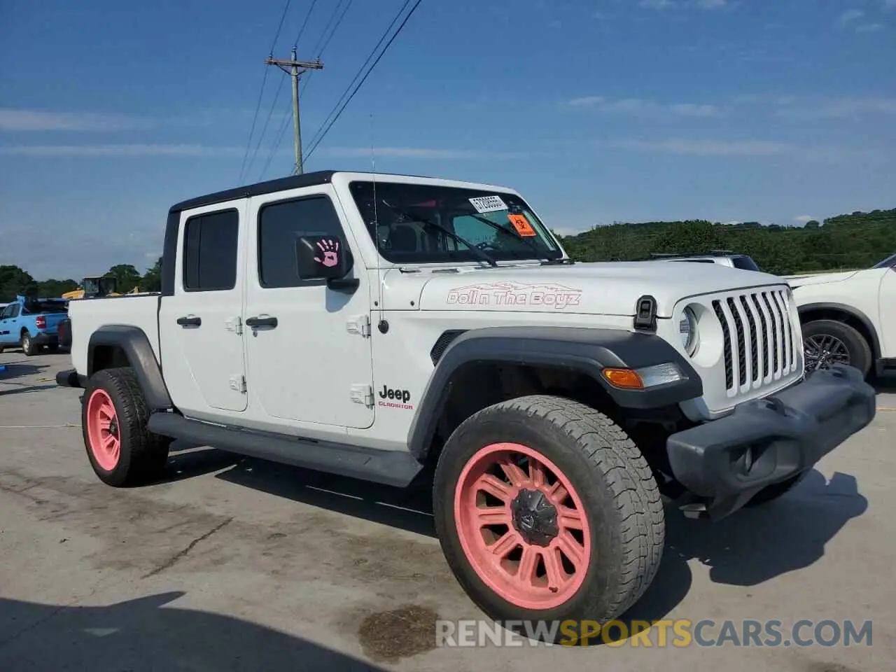 4 Photograph of a damaged car 1C6HJTAG8LL121995 JEEP GLADIATOR 2020