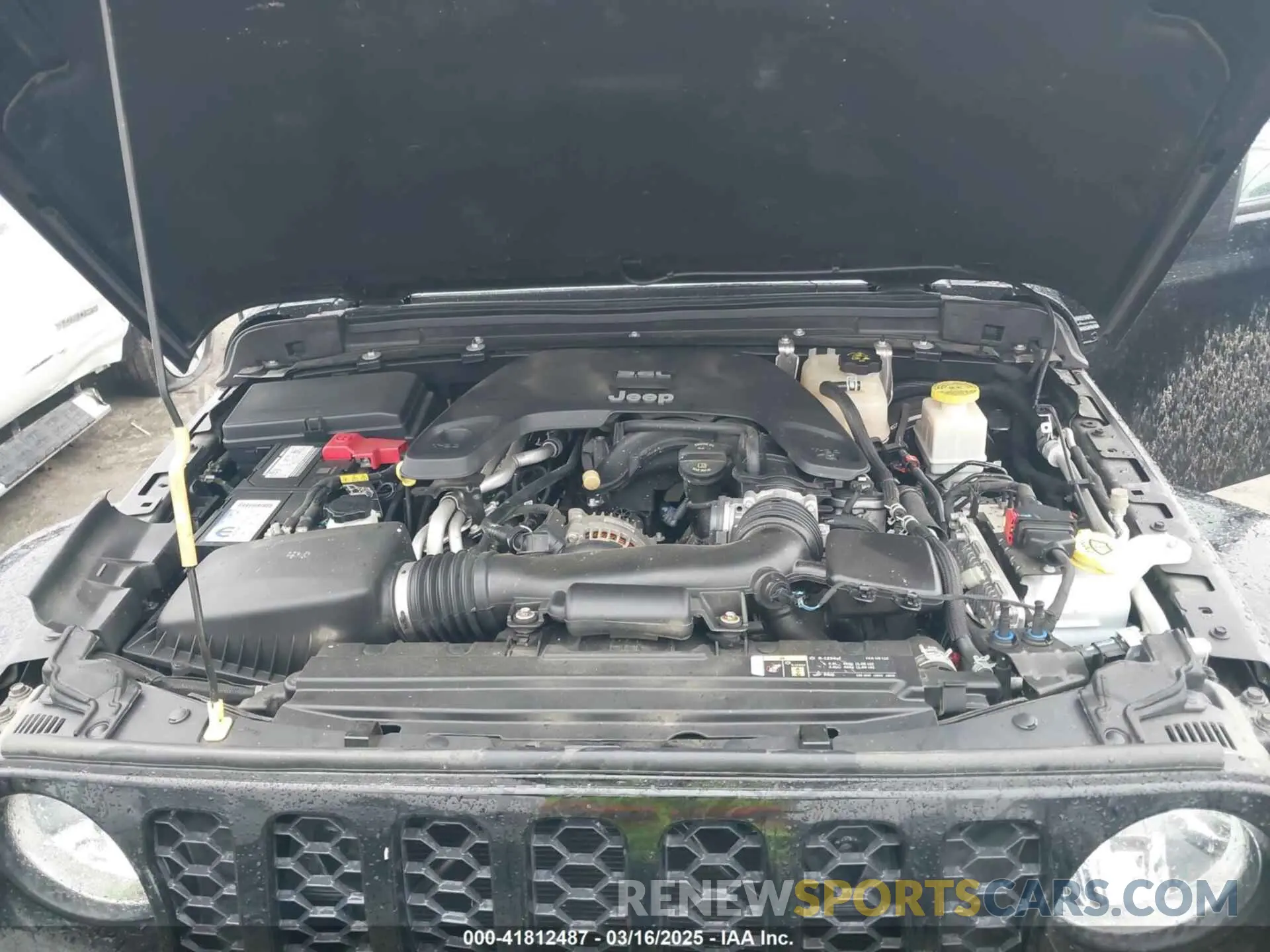 10 Photograph of a damaged car 1C6HJTAG8LL180092 JEEP GLADIATOR 2020