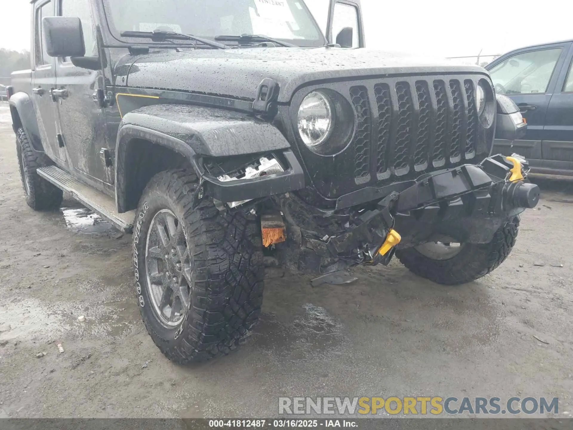 6 Photograph of a damaged car 1C6HJTAG8LL180092 JEEP GLADIATOR 2020