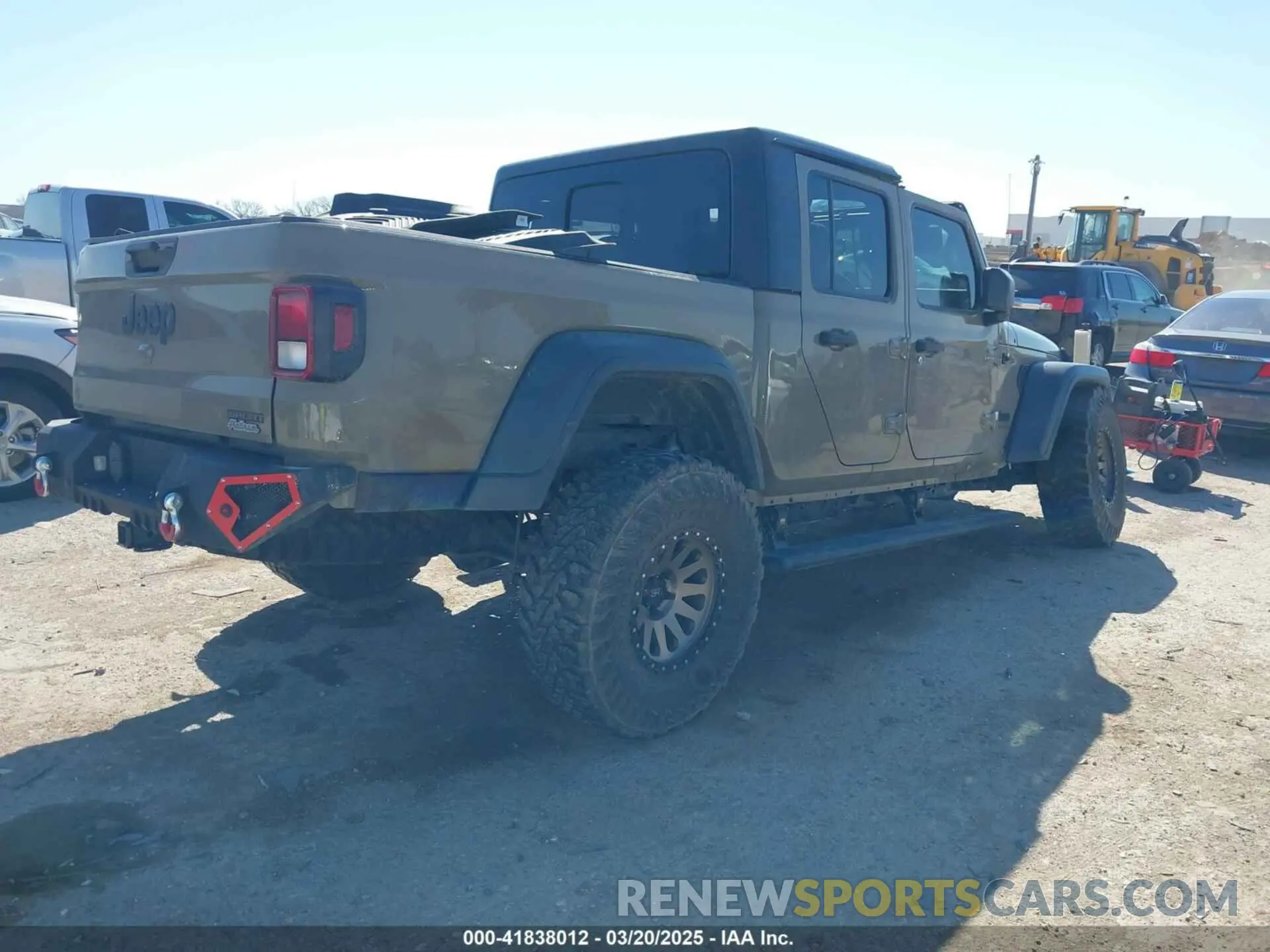 4 Photograph of a damaged car 1C6HJTAG8LL212135 JEEP GLADIATOR 2020