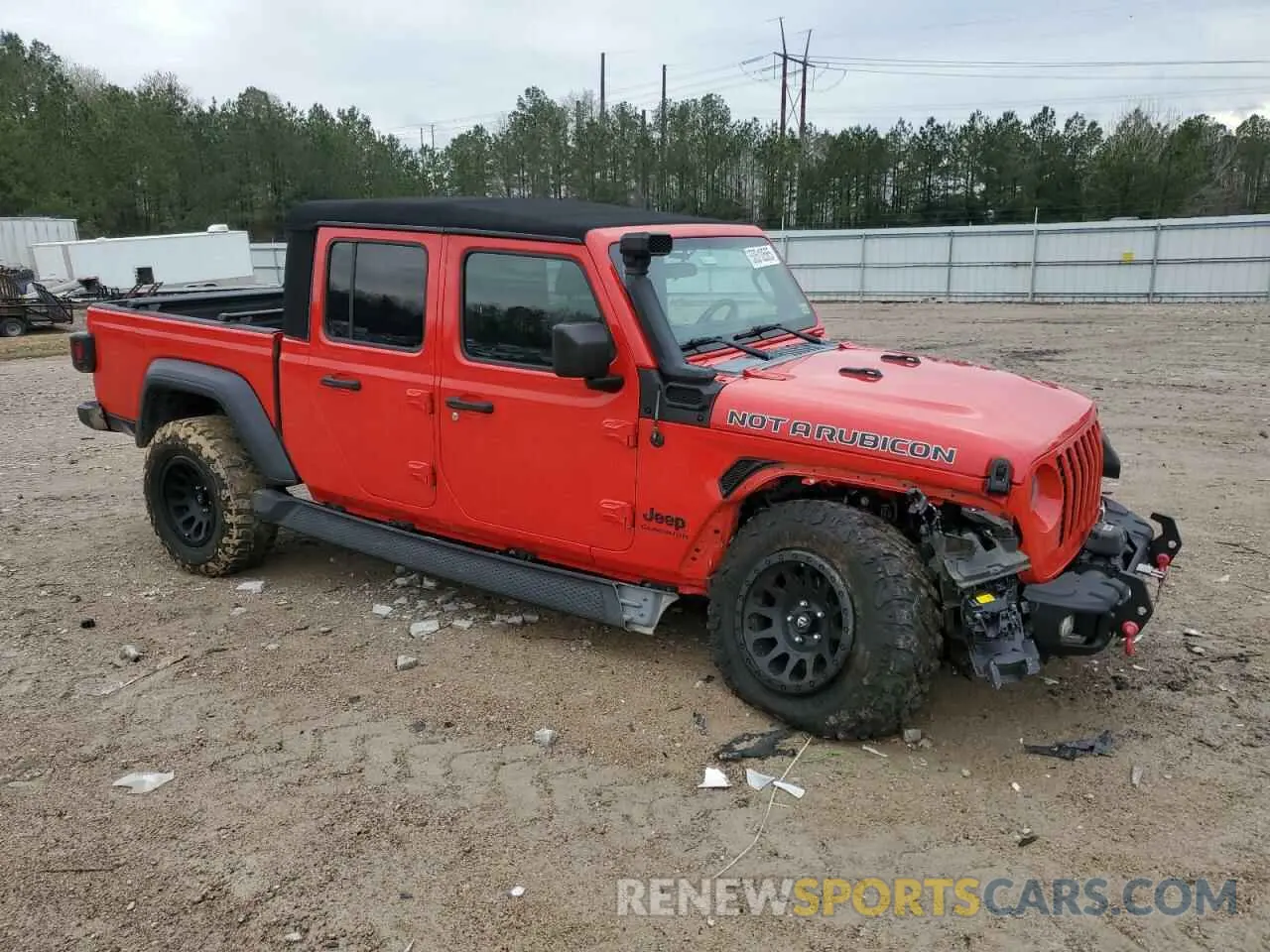 4 Photograph of a damaged car 1C6HJTAGXLL101425 JEEP GLADIATOR 2020