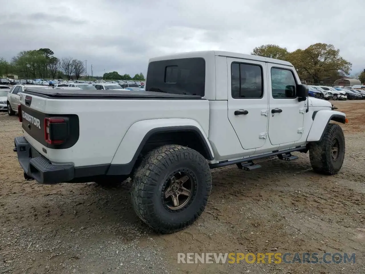 3 Photograph of a damaged car 1C6HJTFG0LL172481 JEEP GLADIATOR 2020