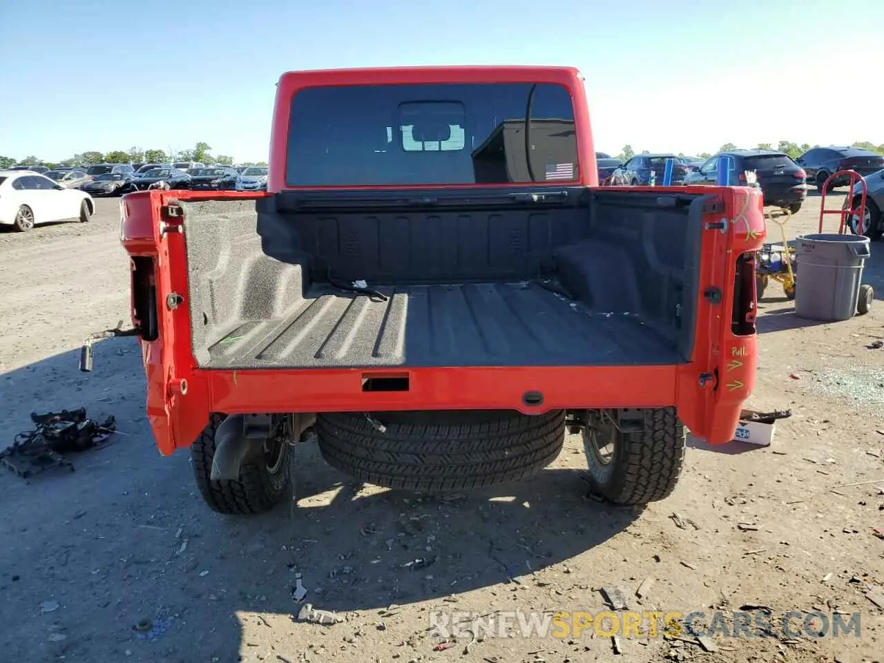 6 Photograph of a damaged car 1C6HJTFG0LL188406 JEEP GLADIATOR 2020