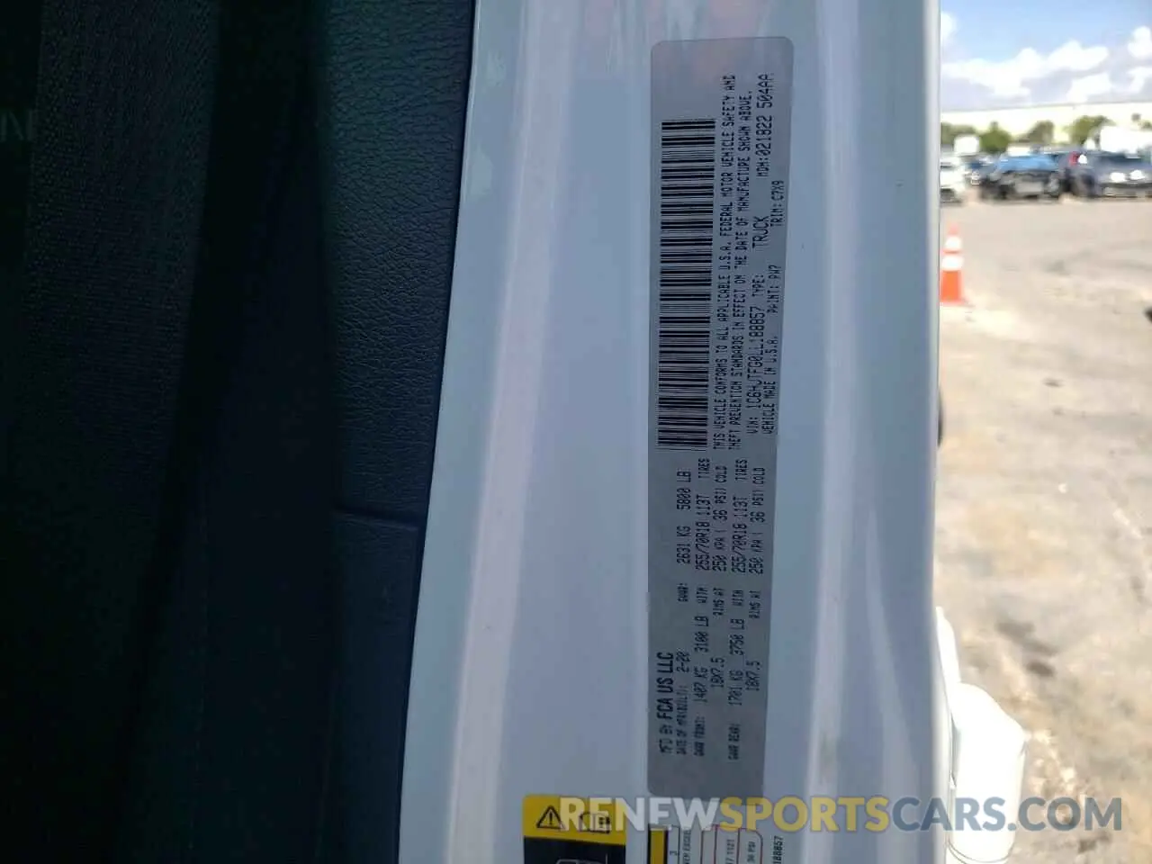10 Photograph of a damaged car 1C6HJTFG0LL188857 JEEP GLADIATOR 2020