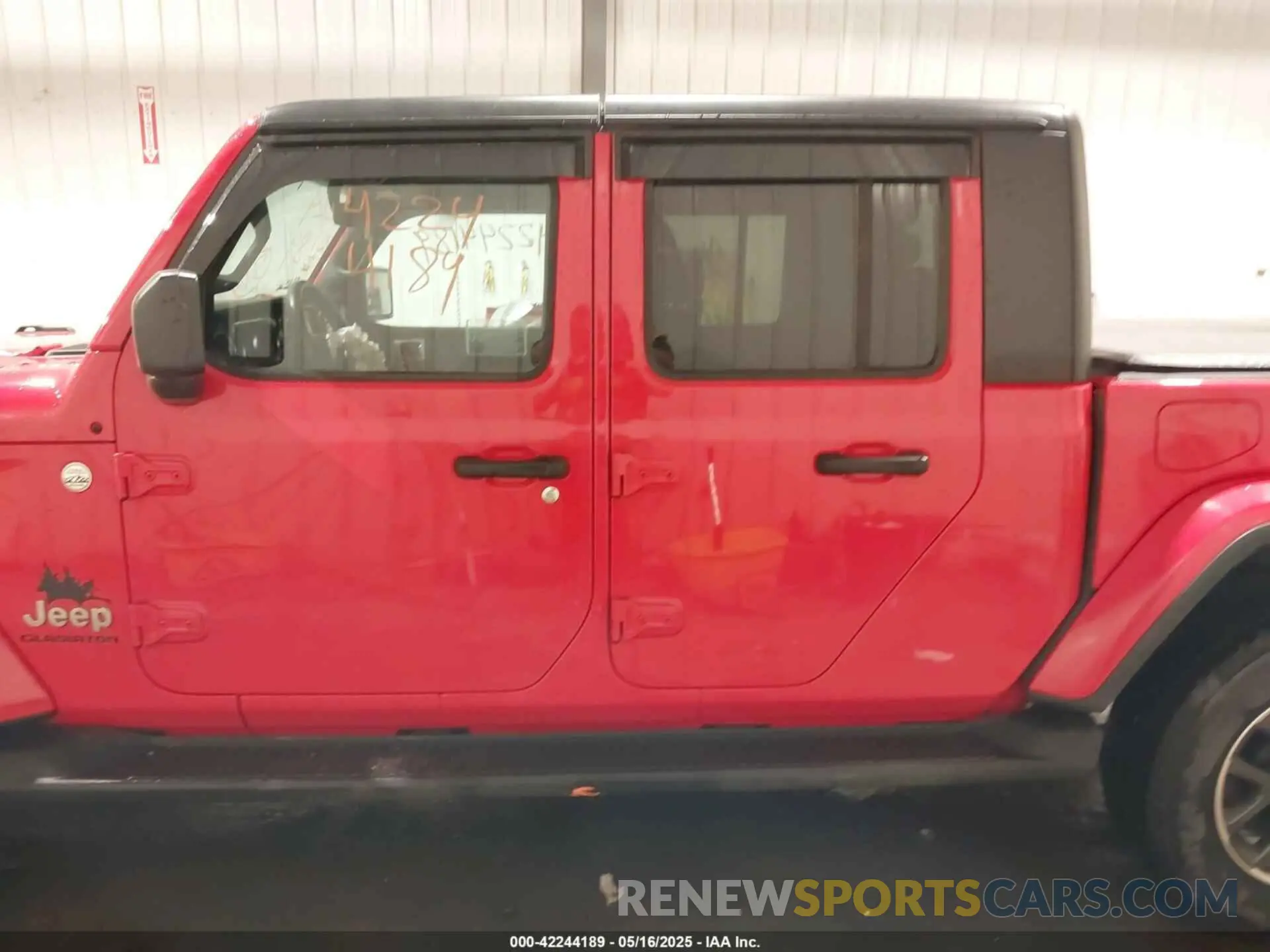 15 Photograph of a damaged car 1C6HJTFG1LL129994 JEEP GLADIATOR 2020