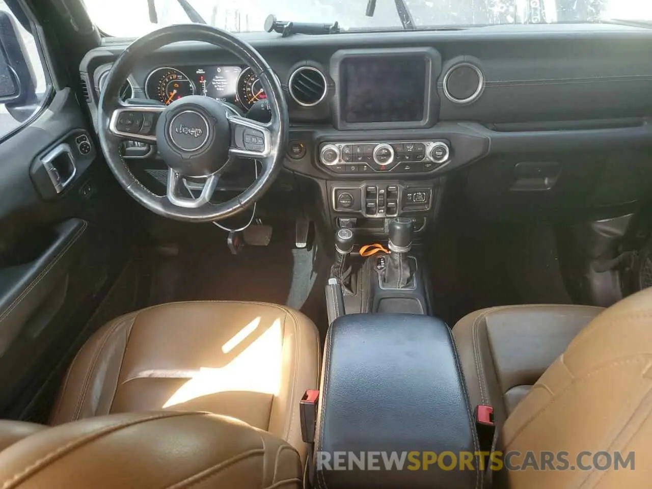 8 Photograph of a damaged car 1C6HJTFG4LL137667 JEEP GLADIATOR 2020