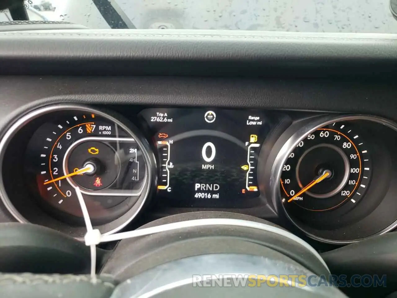 9 Photograph of a damaged car 1C6HJTFG4LL137667 JEEP GLADIATOR 2020