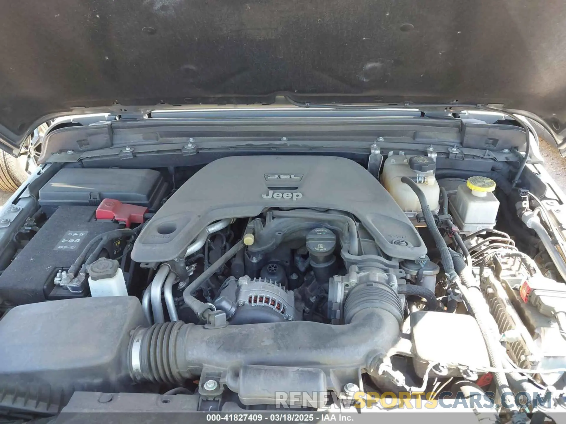 10 Photograph of a damaged car 1C6HJTFG4LL143369 JEEP GLADIATOR 2020