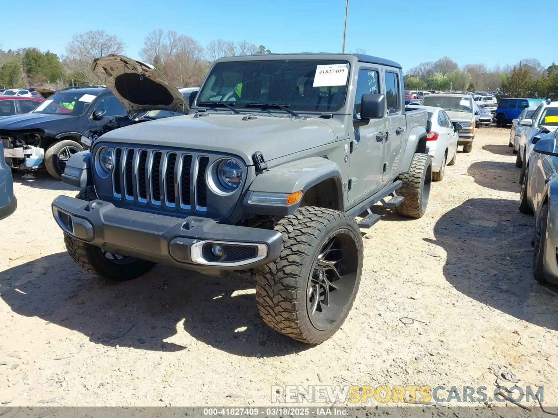 2 Photograph of a damaged car 1C6HJTFG4LL143369 JEEP GLADIATOR 2020
