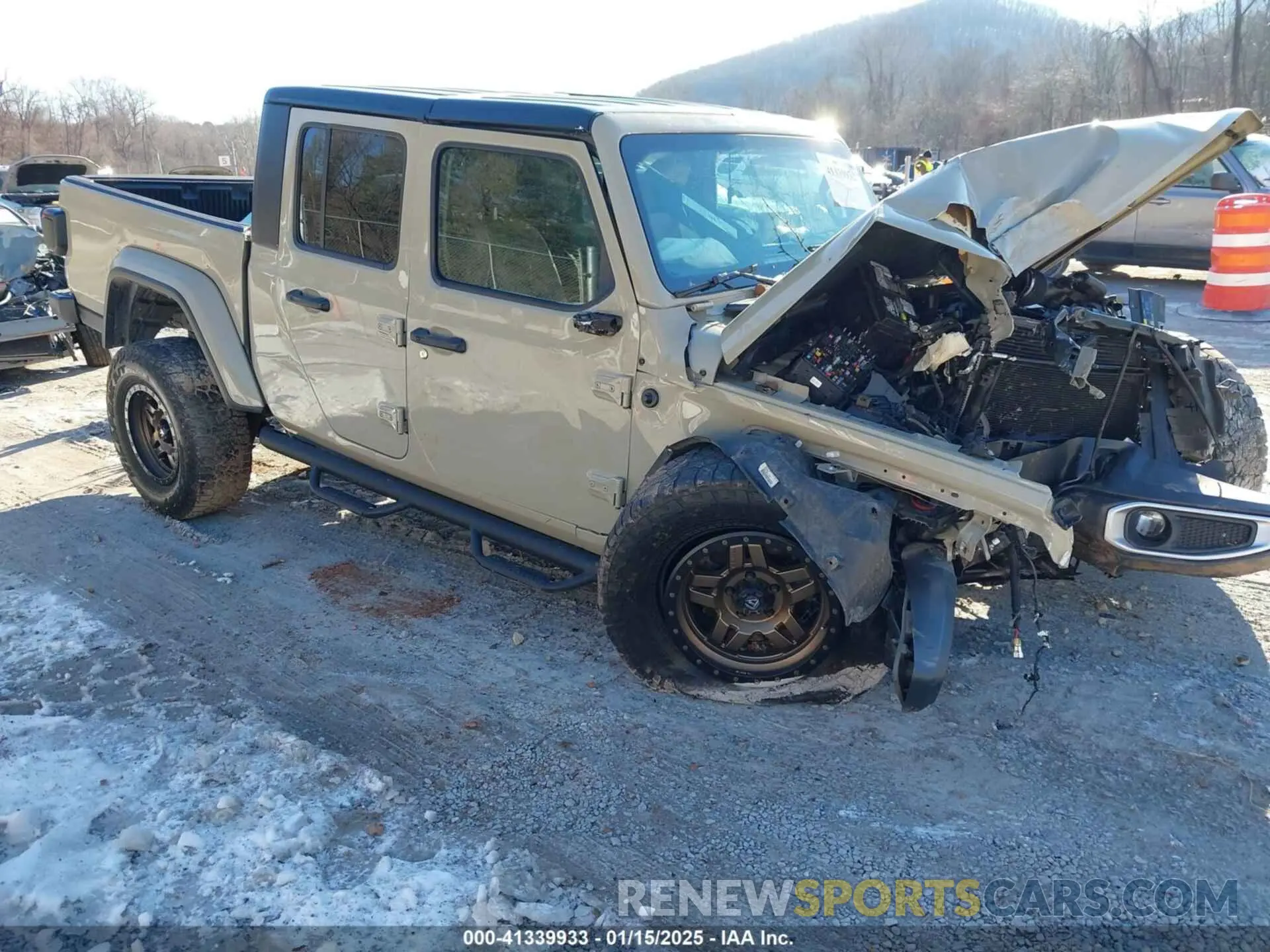 1 Photograph of a damaged car 1C6HJTFG4LL169647 JEEP GLADIATOR 2020