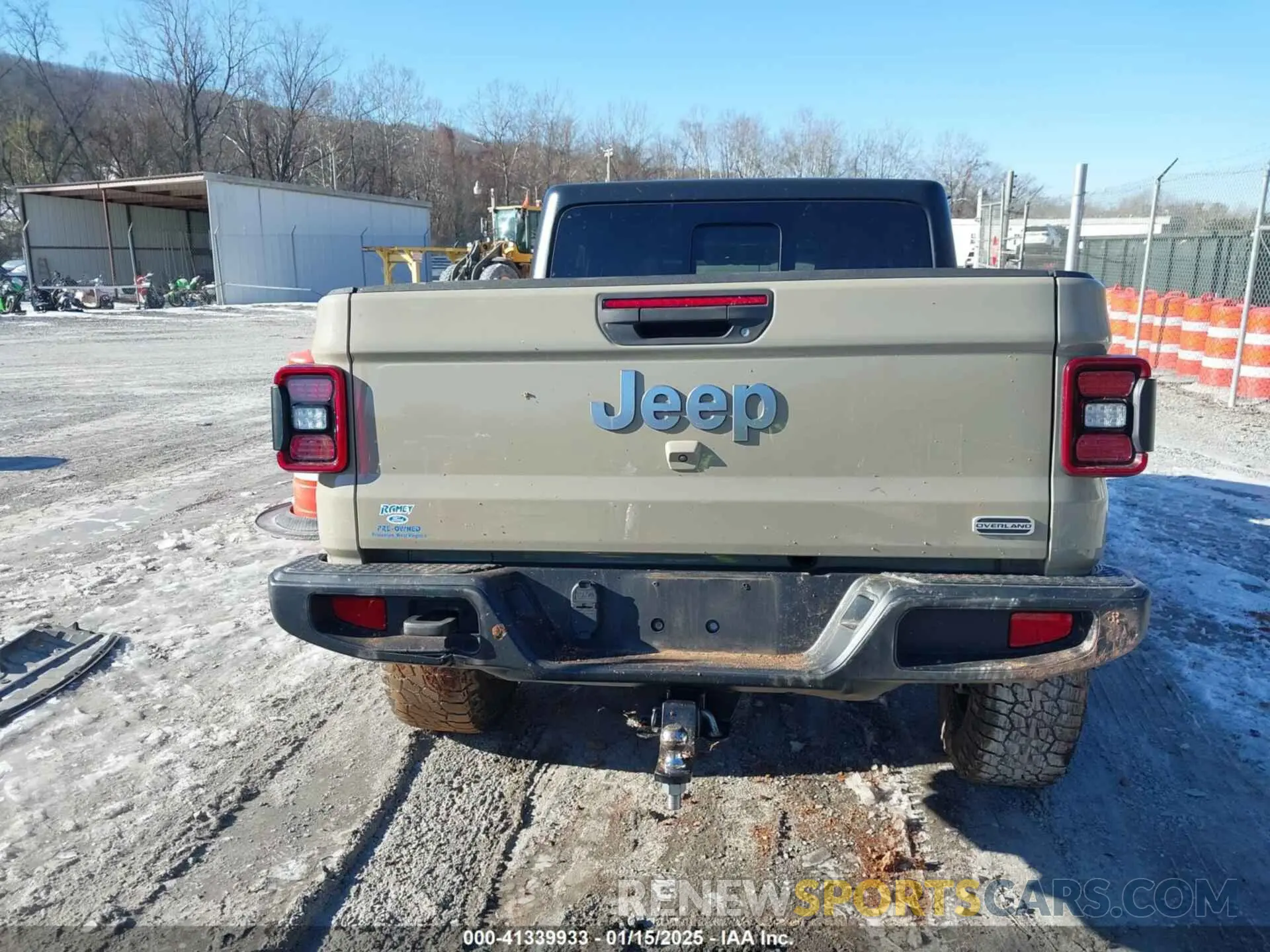 16 Photograph of a damaged car 1C6HJTFG4LL169647 JEEP GLADIATOR 2020