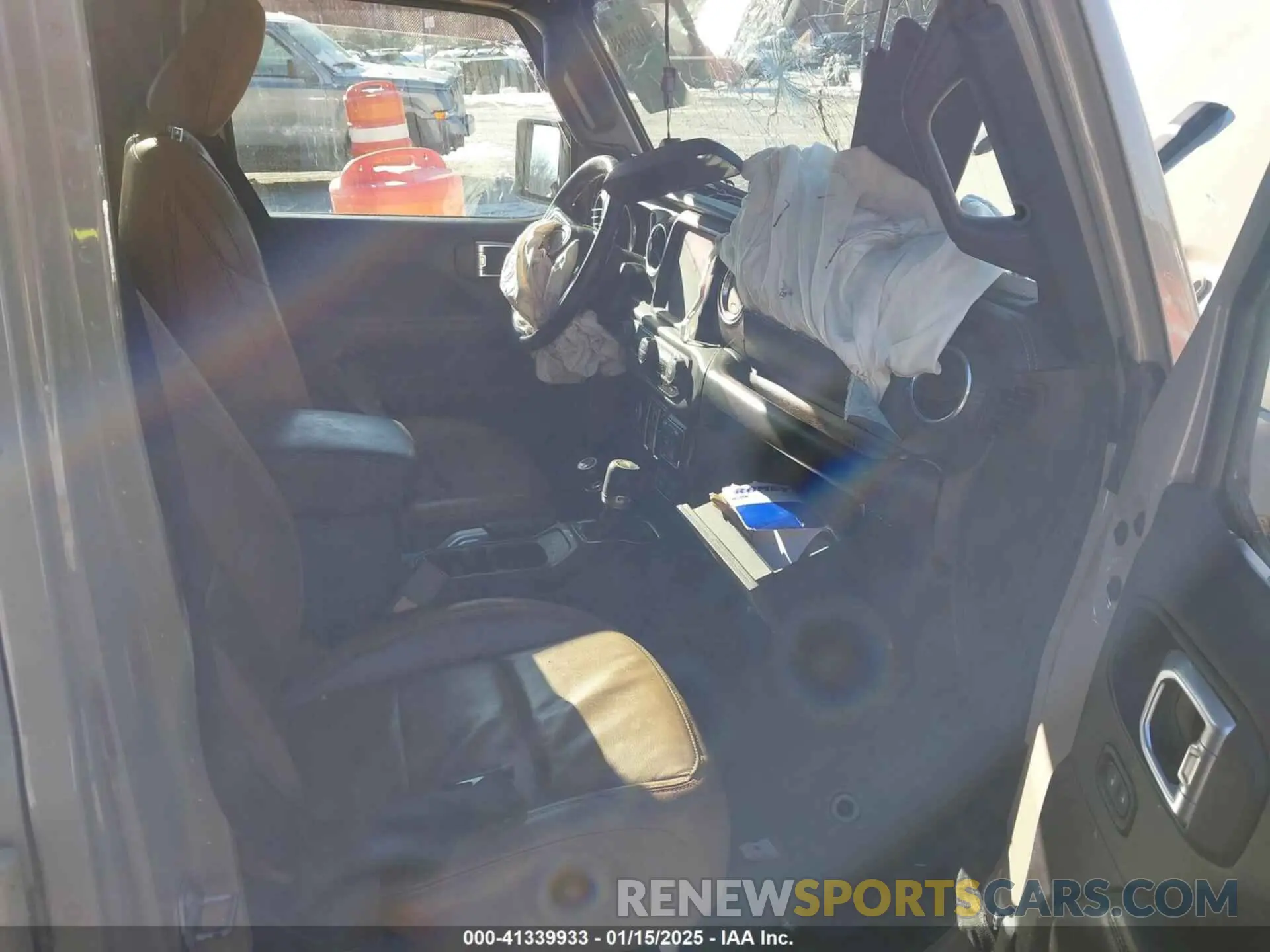 5 Photograph of a damaged car 1C6HJTFG4LL169647 JEEP GLADIATOR 2020