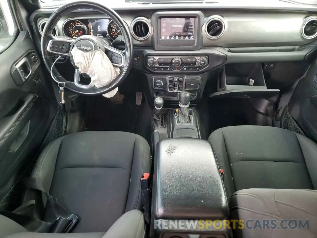 8 Photograph of a damaged car 1C6HJTFG4LL180339 JEEP GLADIATOR 2020