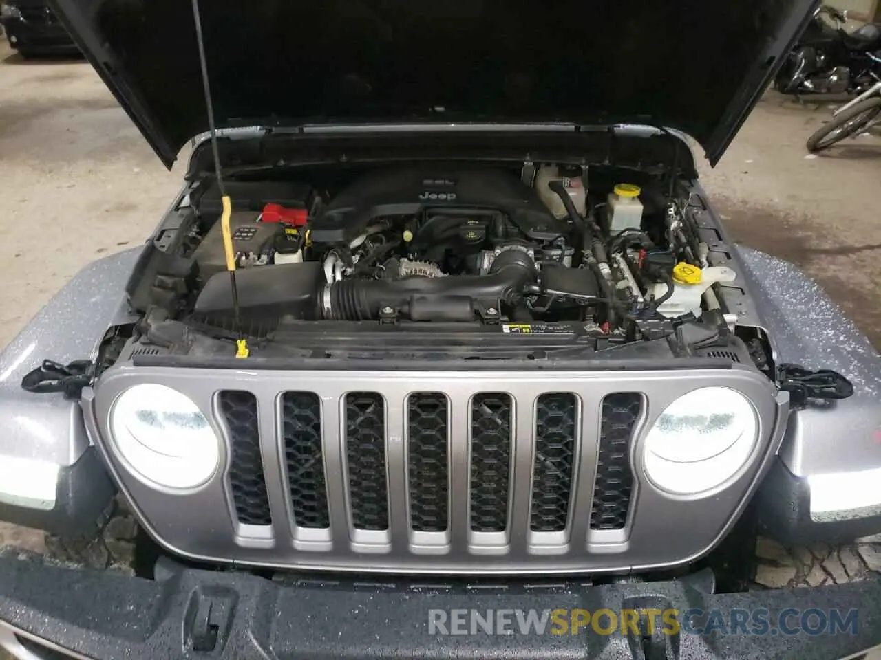 11 Photograph of a damaged car 1C6HJTFG6LL117517 JEEP GLADIATOR 2020