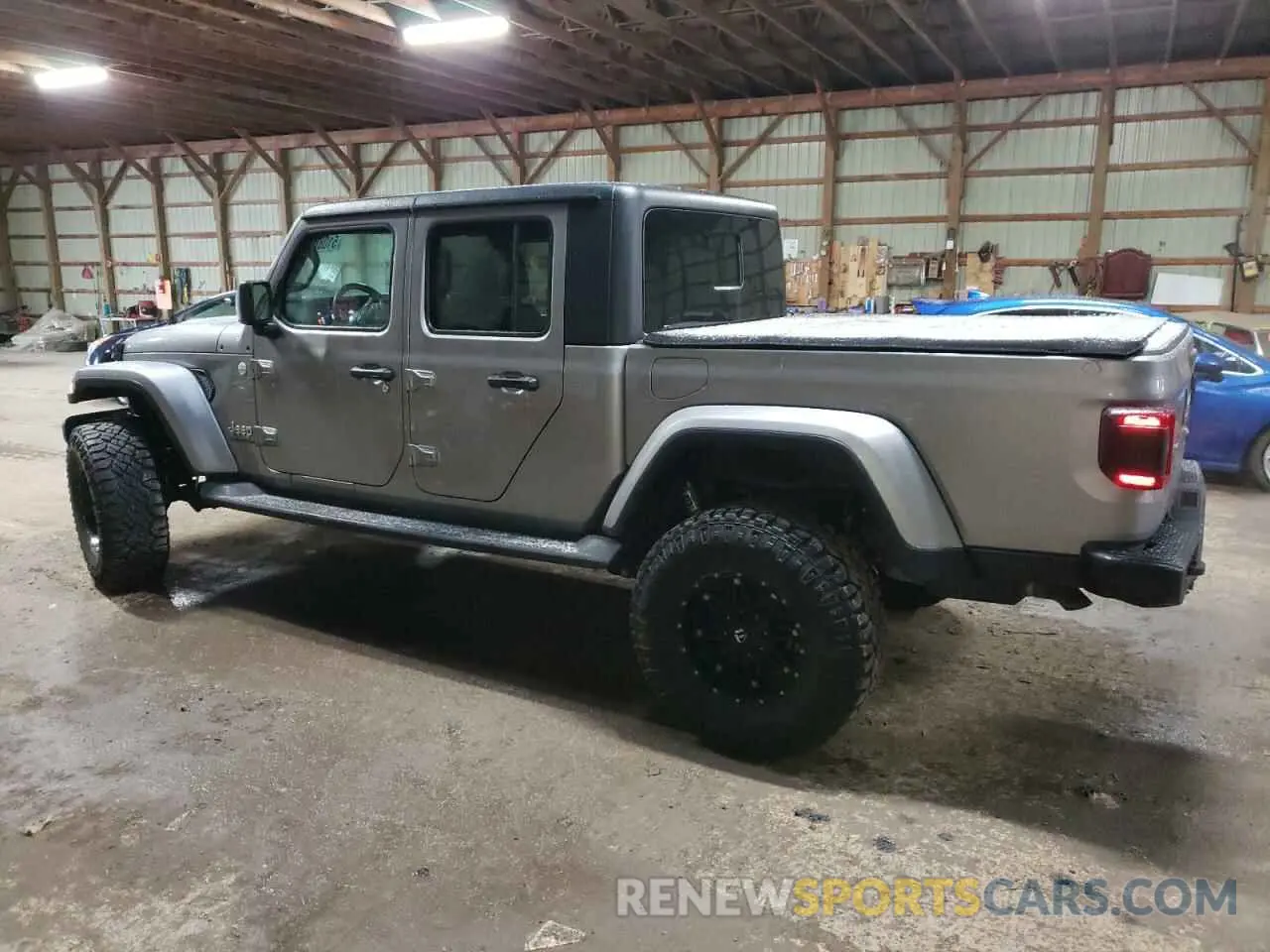 2 Photograph of a damaged car 1C6HJTFG6LL117517 JEEP GLADIATOR 2020